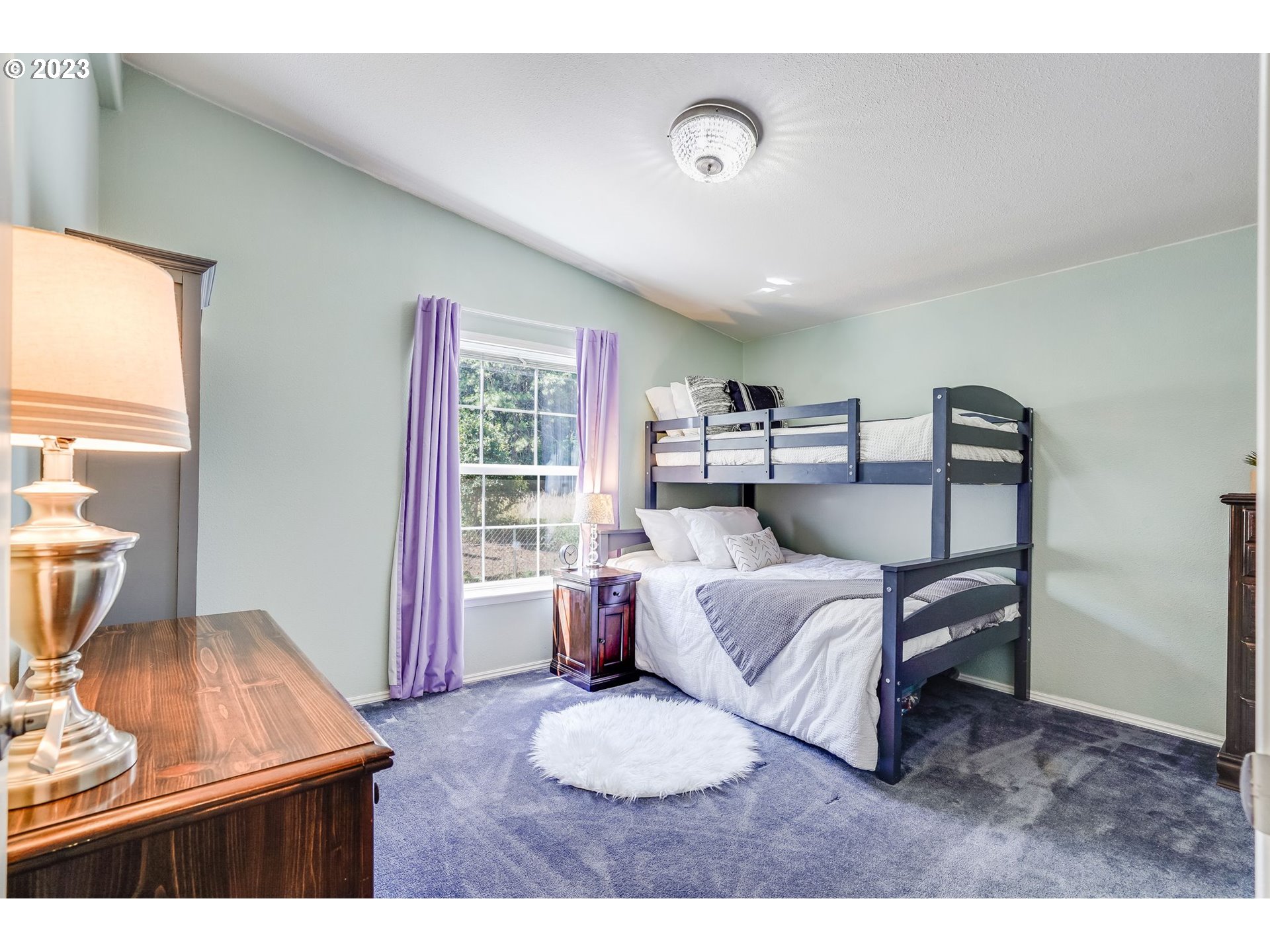 6 FAIRWAY DR