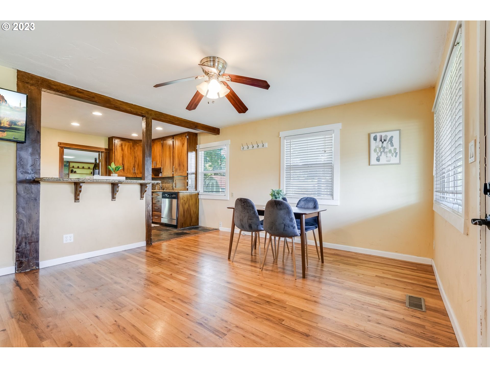 1175 NW BAKER DR