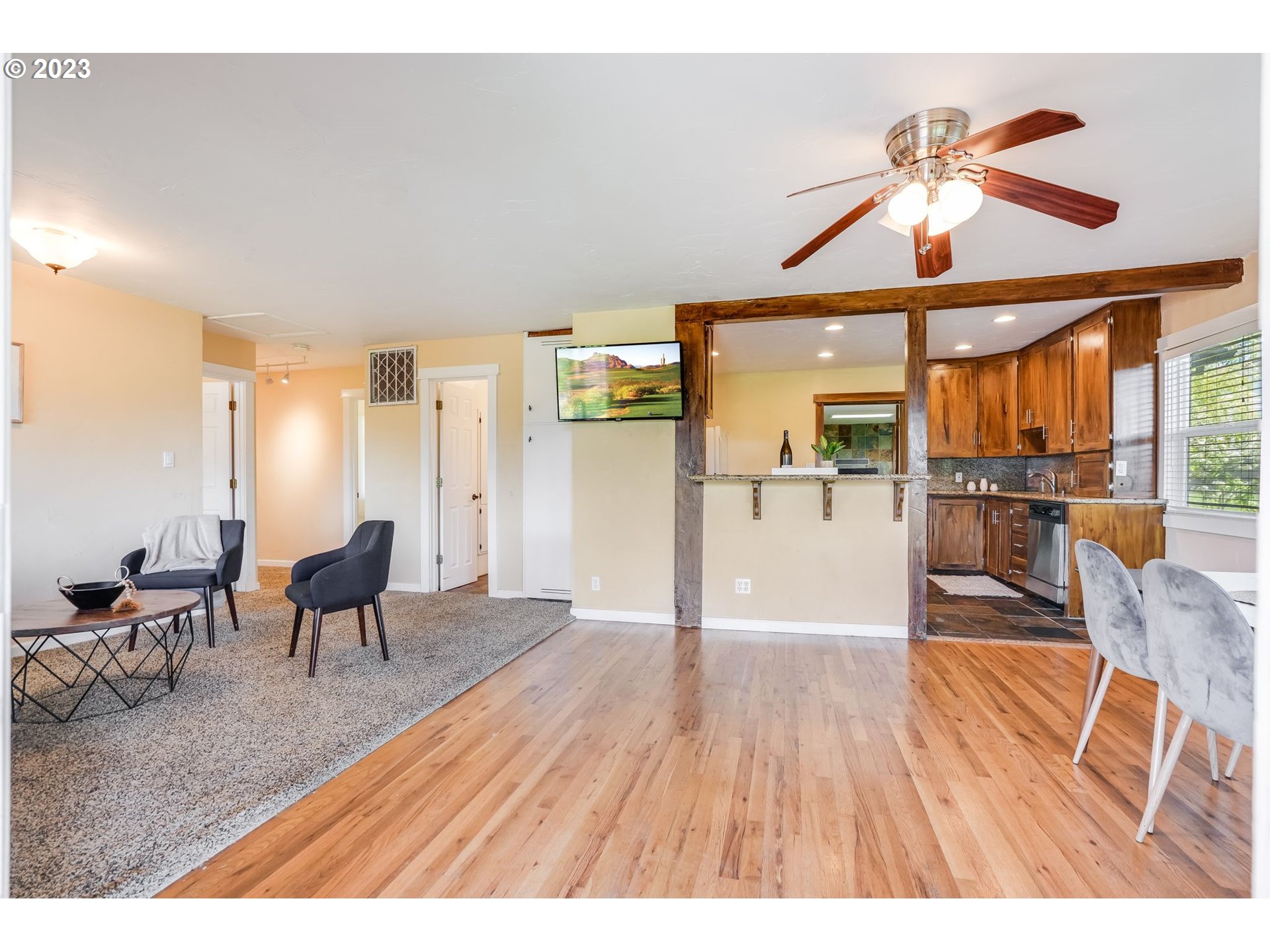 1175 NW BAKER DR