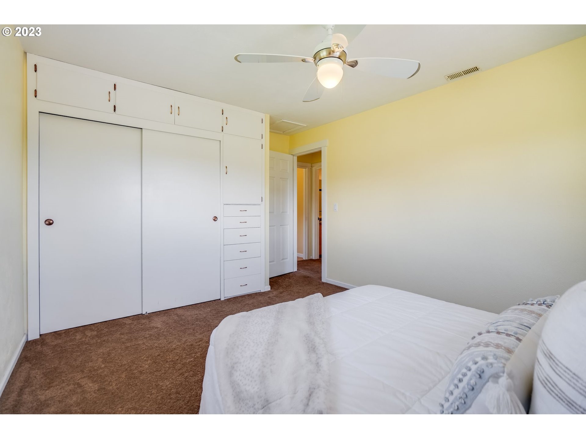 1175 NW BAKER DR