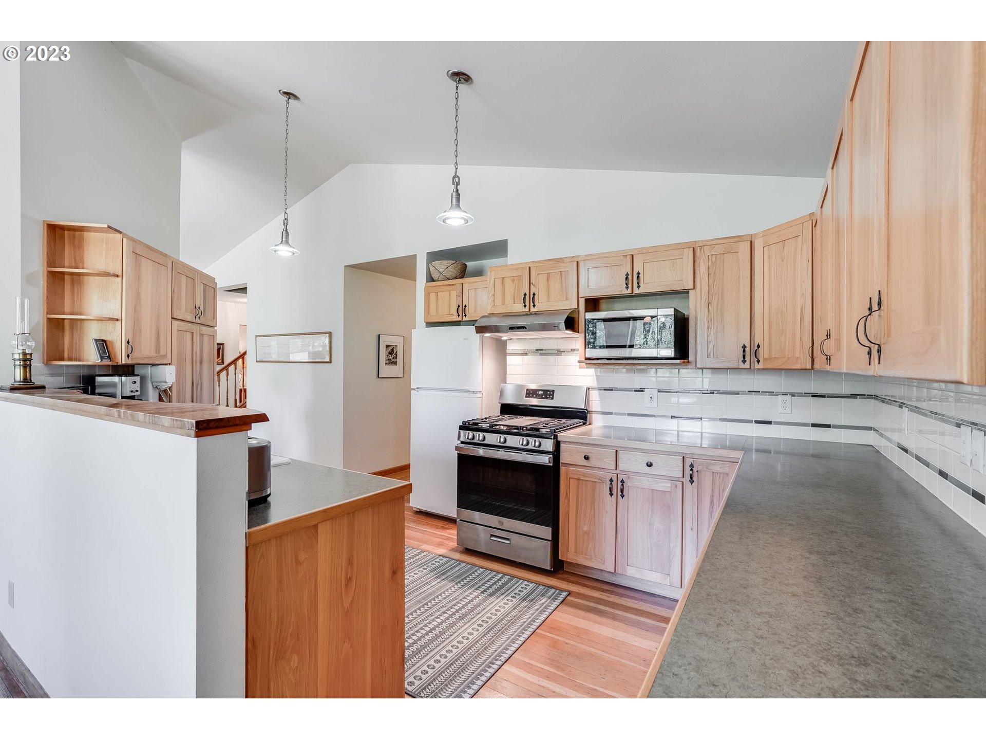 45 LONESOME PINES DR