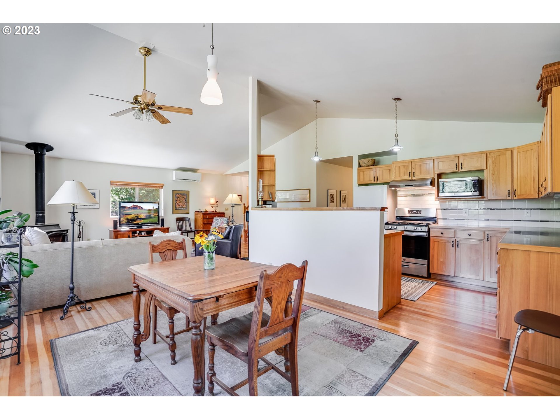 45 LONESOME PINES DR