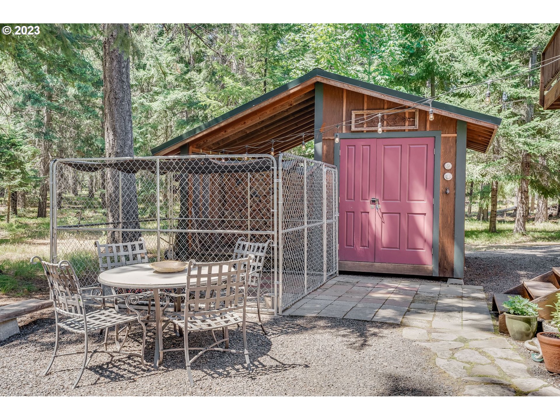 45 LONESOME PINES DR