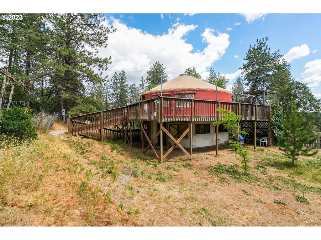 959 ZELINSKI RD