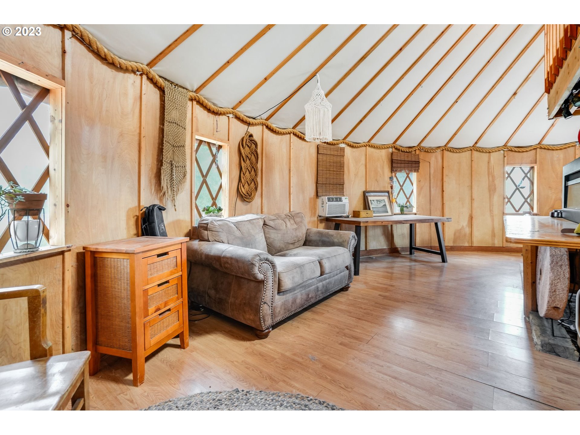 959 ZELINSKI RD