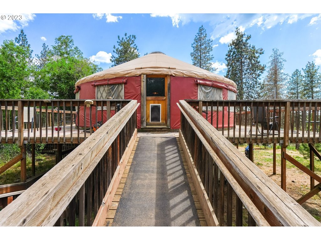 959 ZELINSKI RD