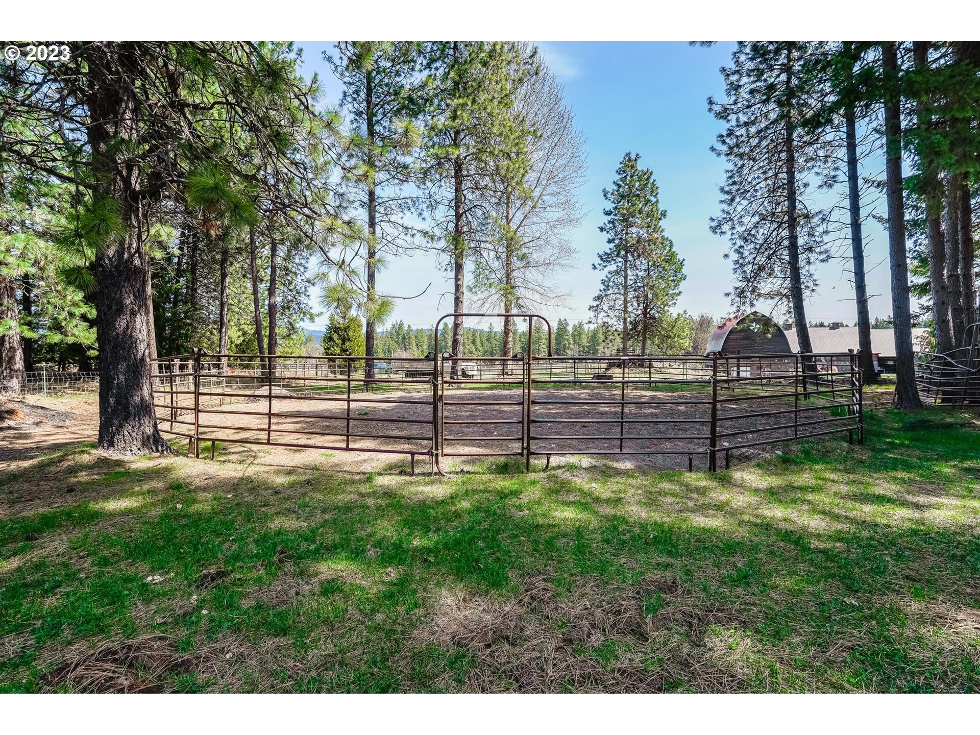 83 JENNINGS RD