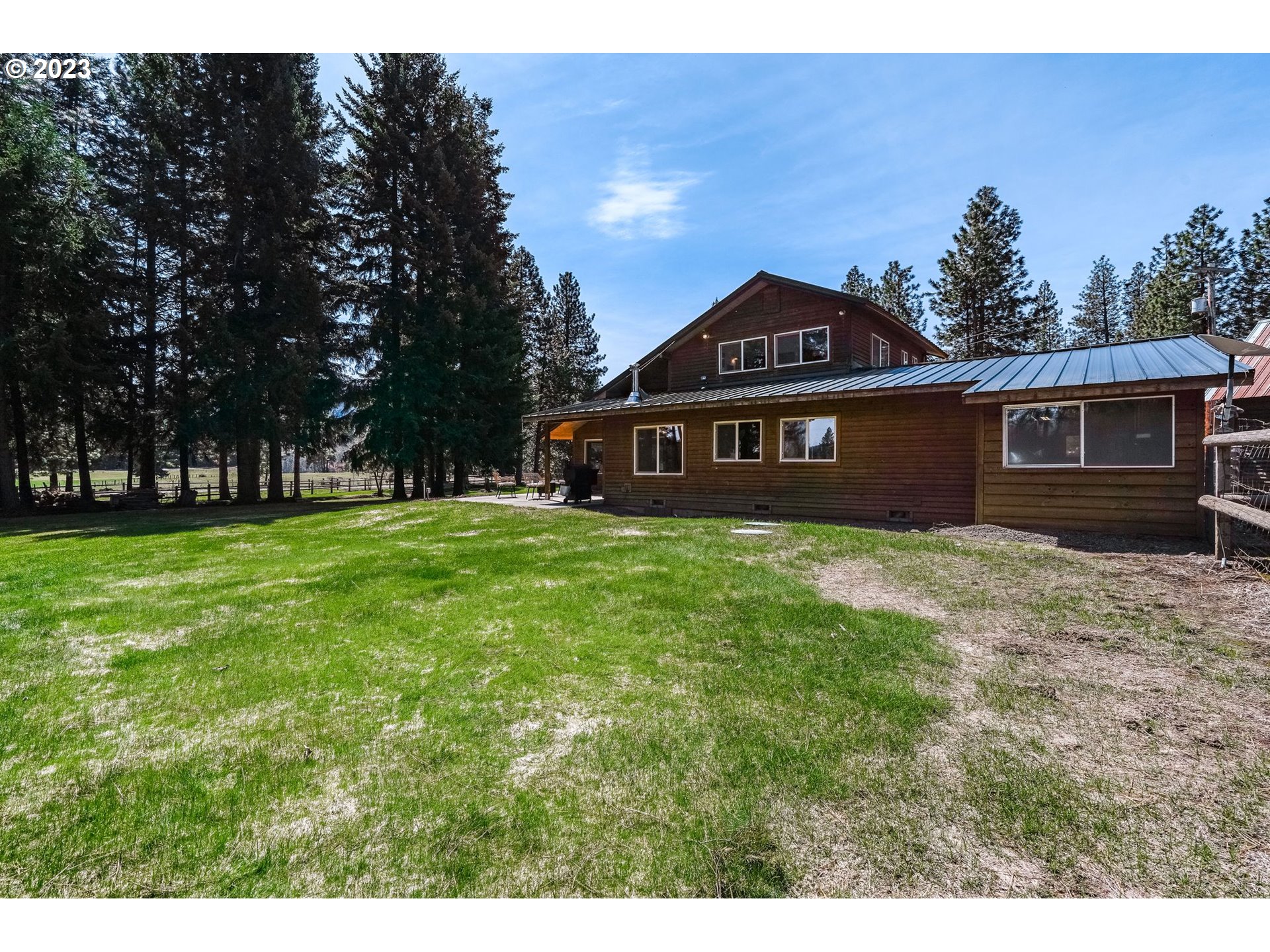 83 JENNINGS RD