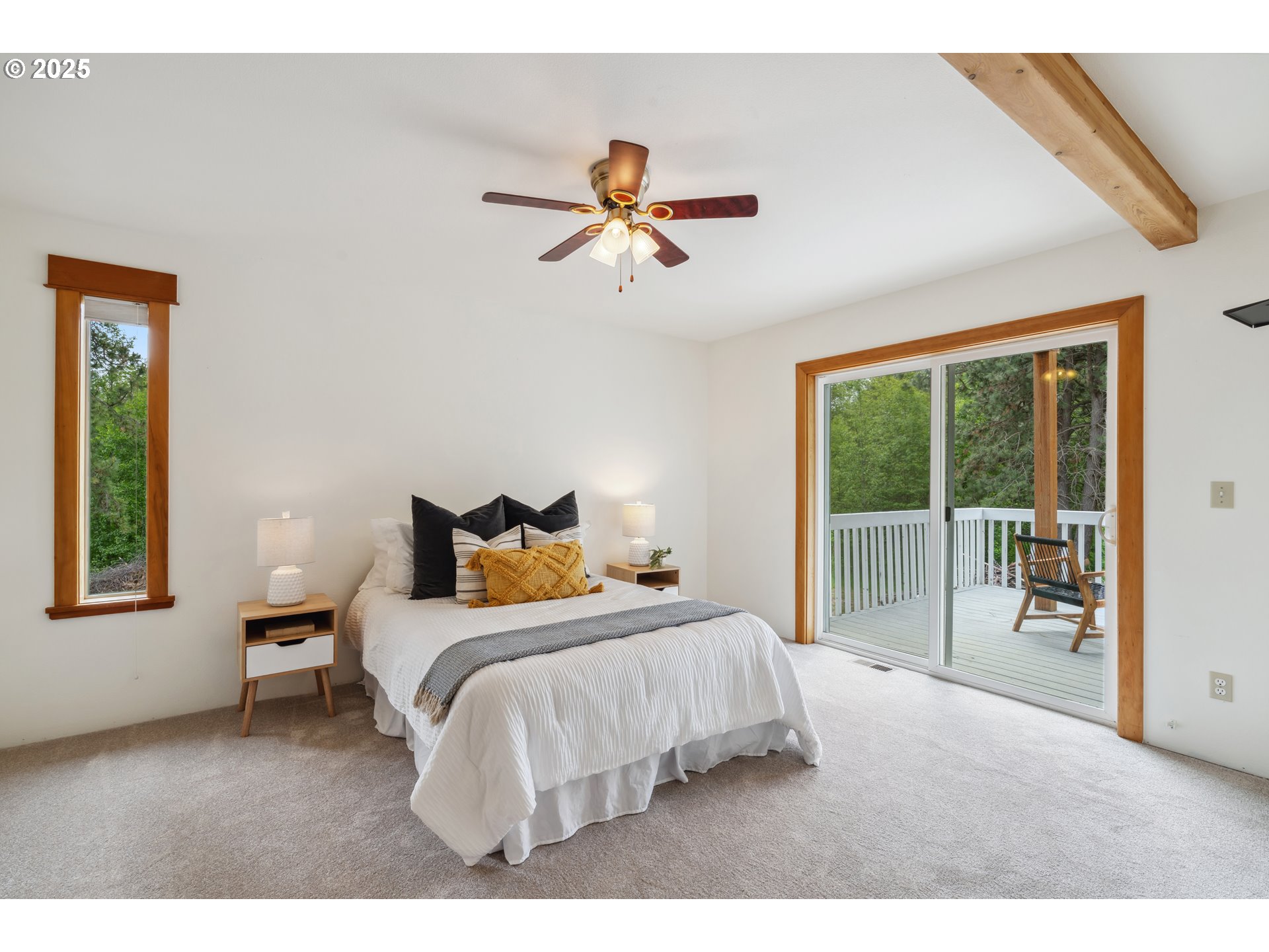 26 Mountain View LN