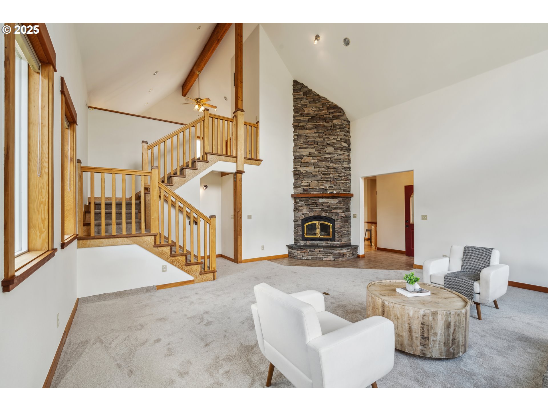 26 Mountain View LN