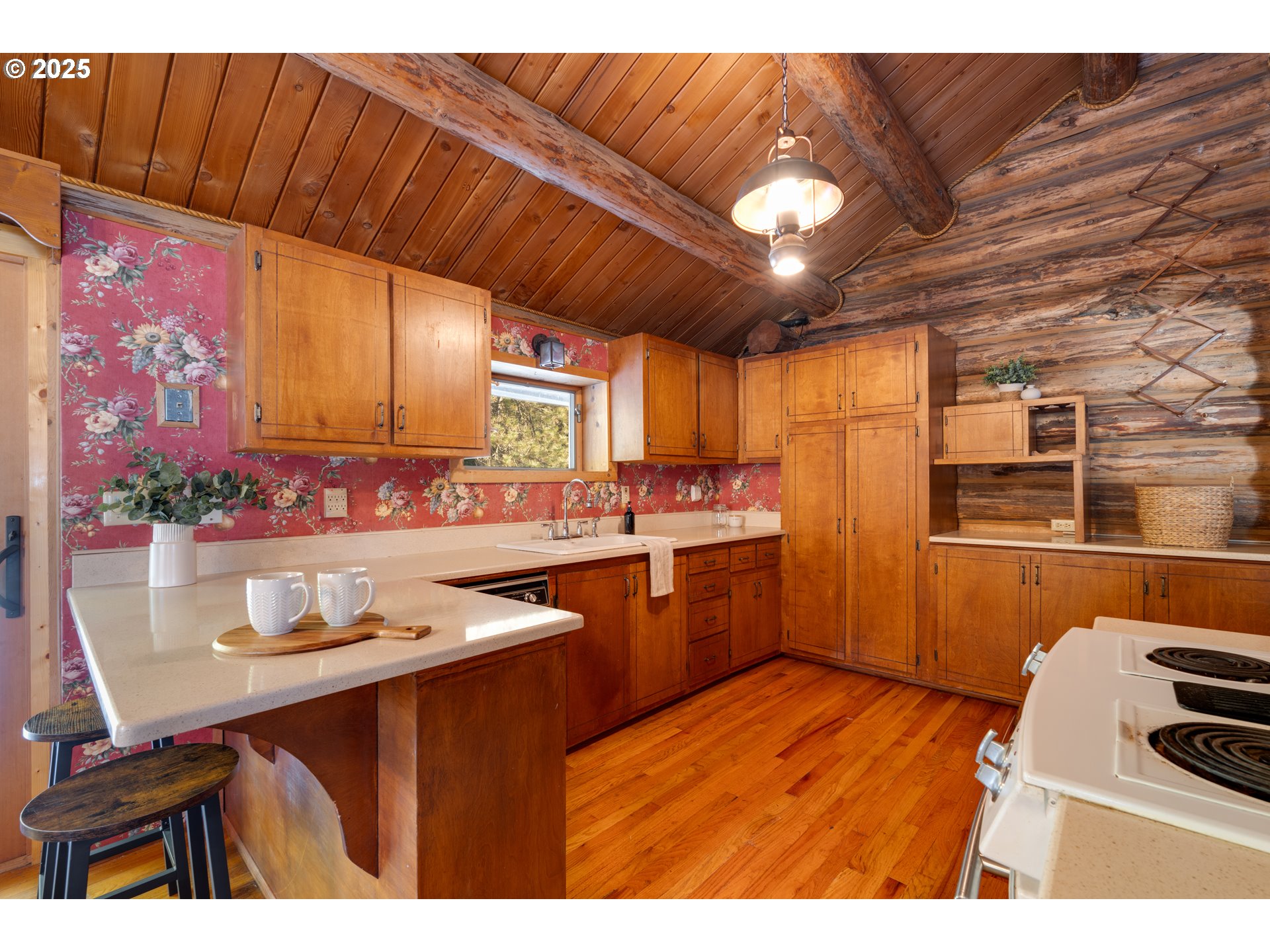 96 MOUNT ADAMS RD