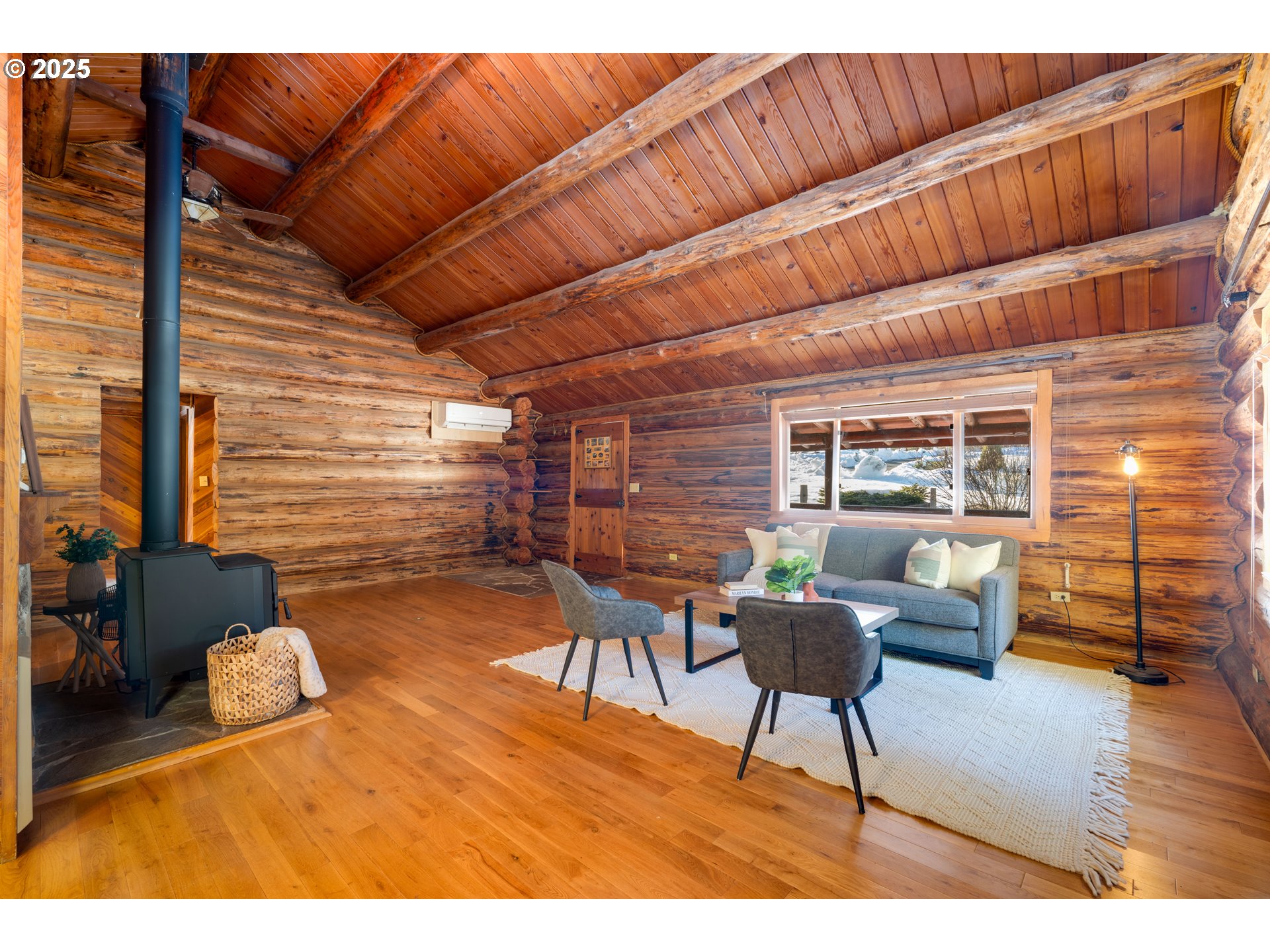96 MOUNT ADAMS RD