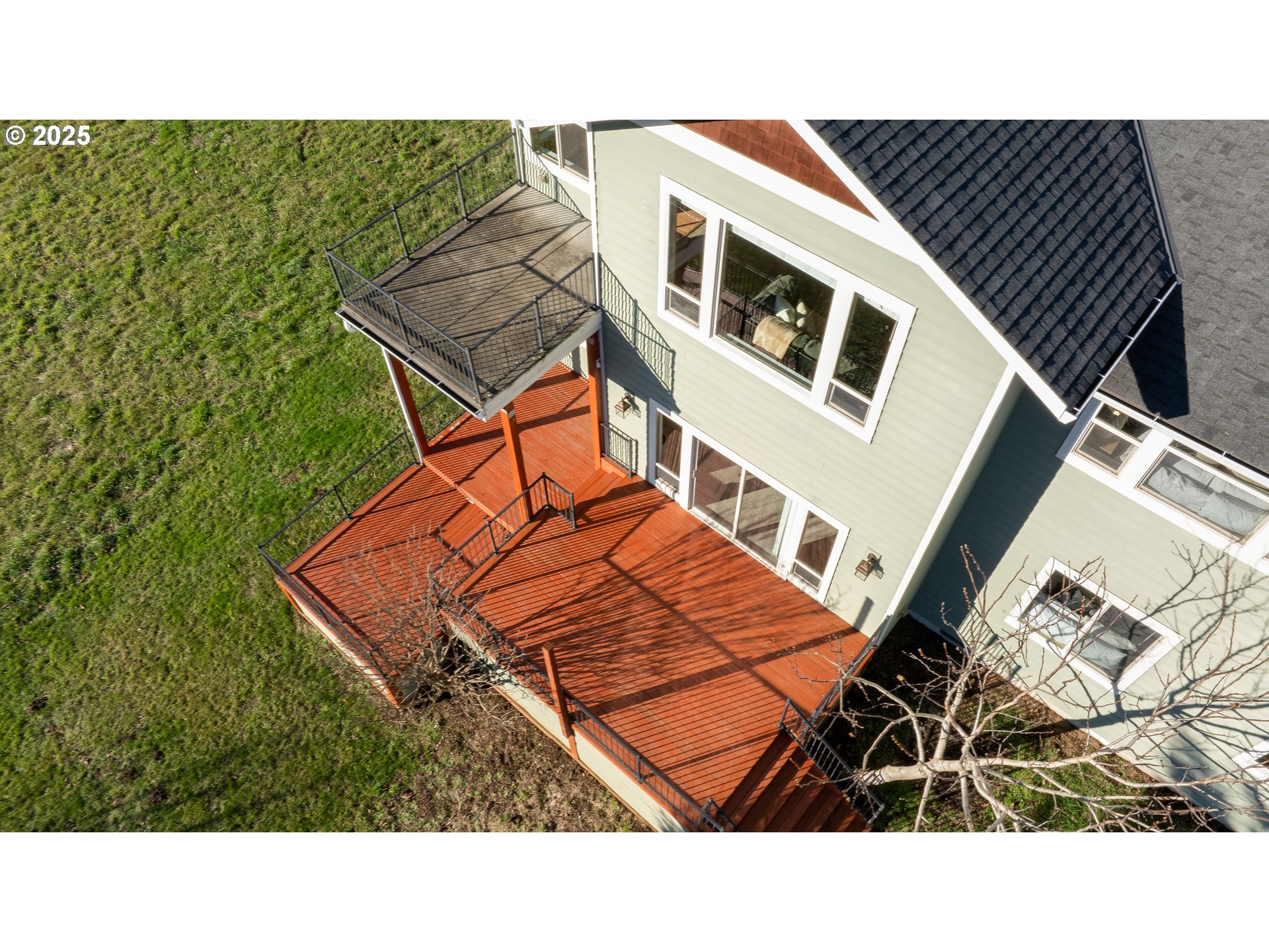 42 REDWOOD ST