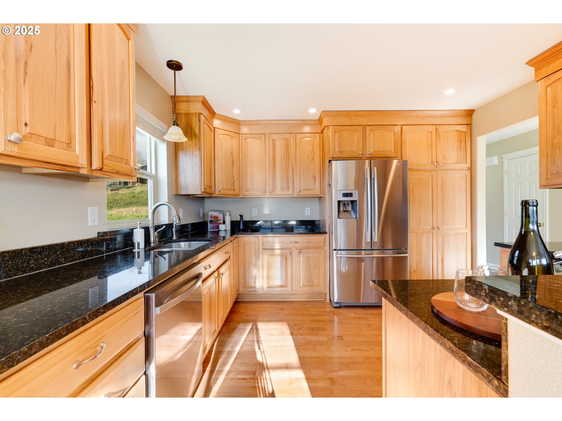 42 REDWOOD ST