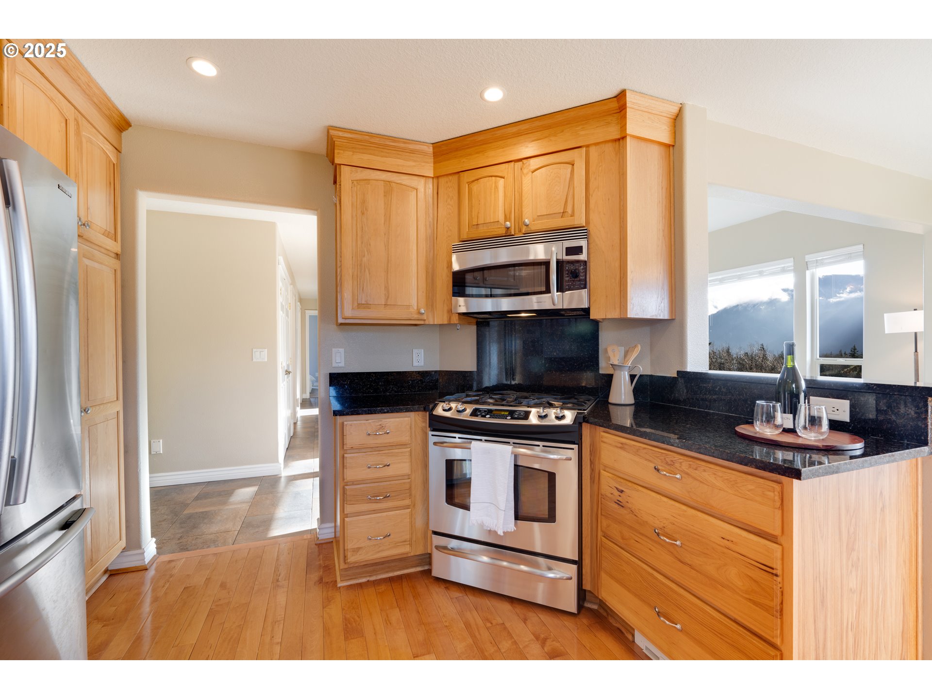 42 REDWOOD ST