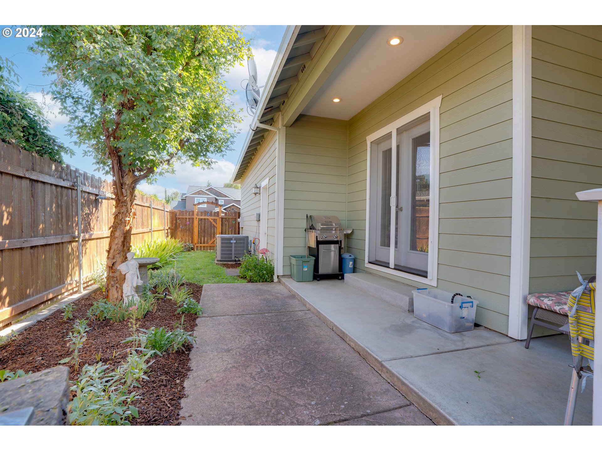 2340 HERITAGE LOOP