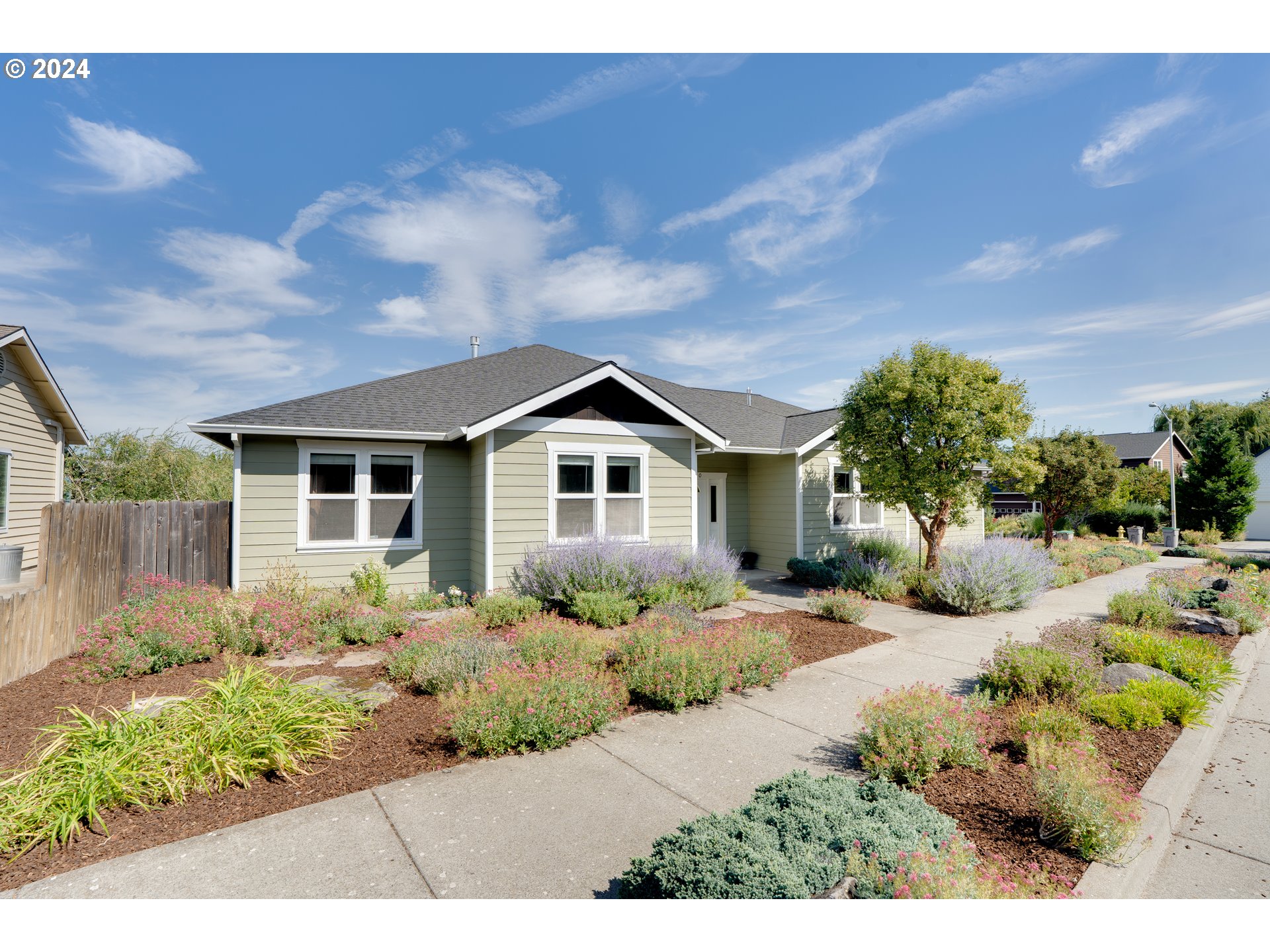 2340 HERITAGE LOOP