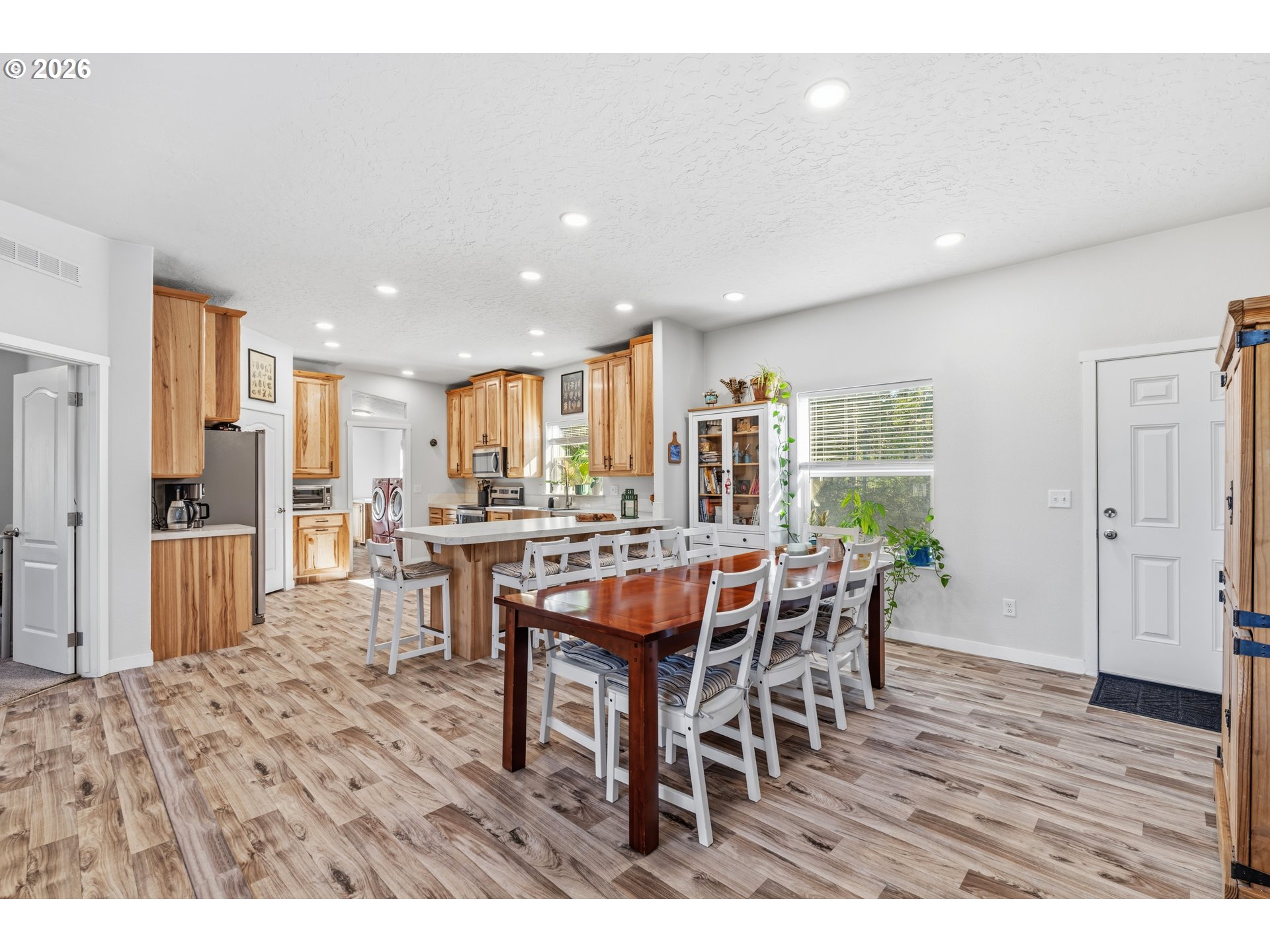 2216 HIGHWAY 141