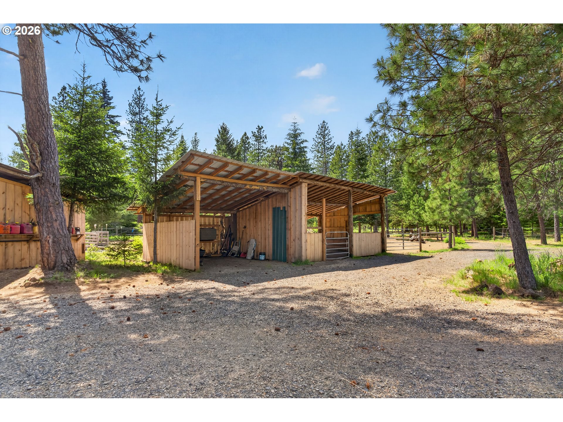 2216 HIGHWAY 141