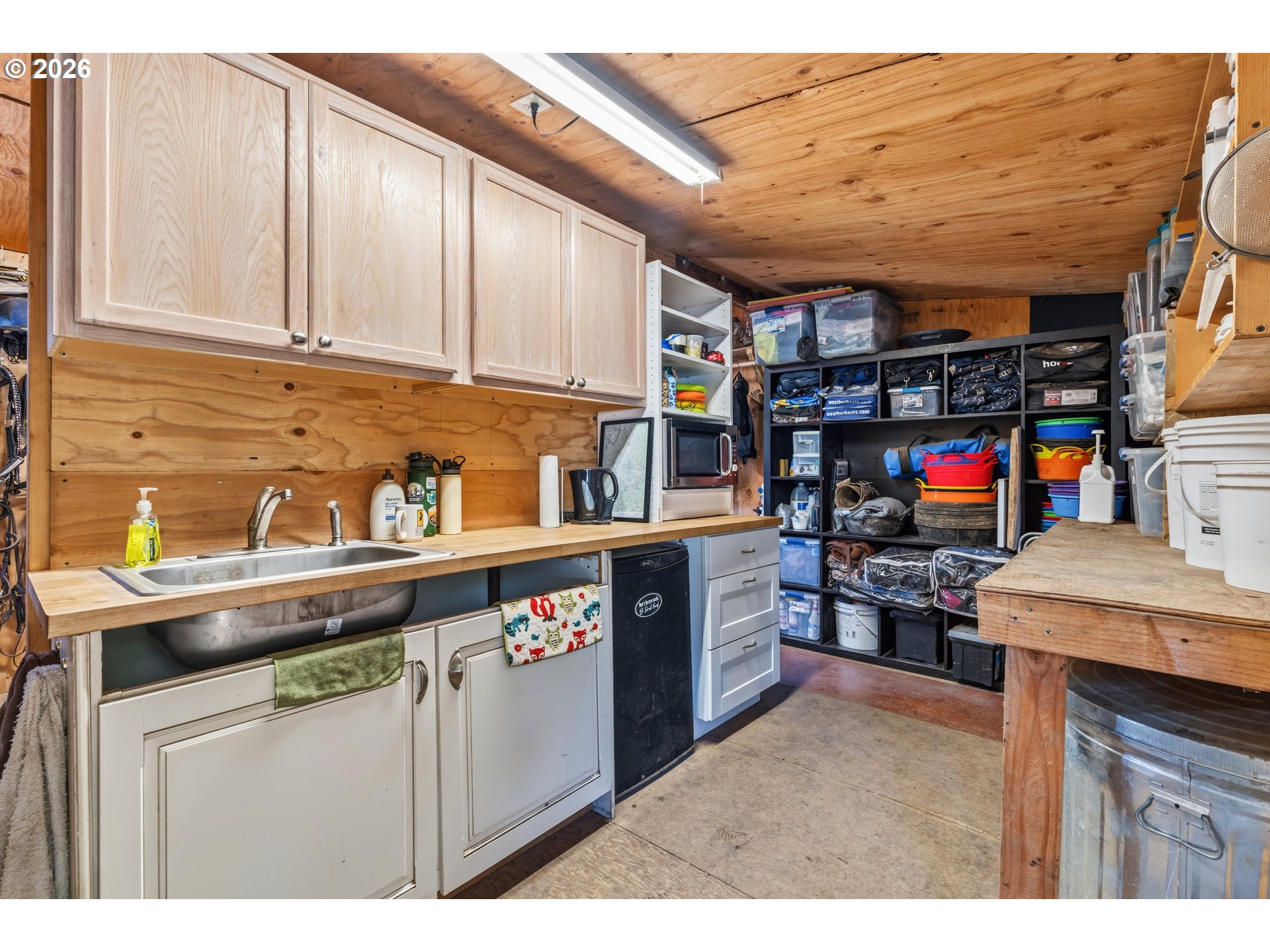 2216 HIGHWAY 141