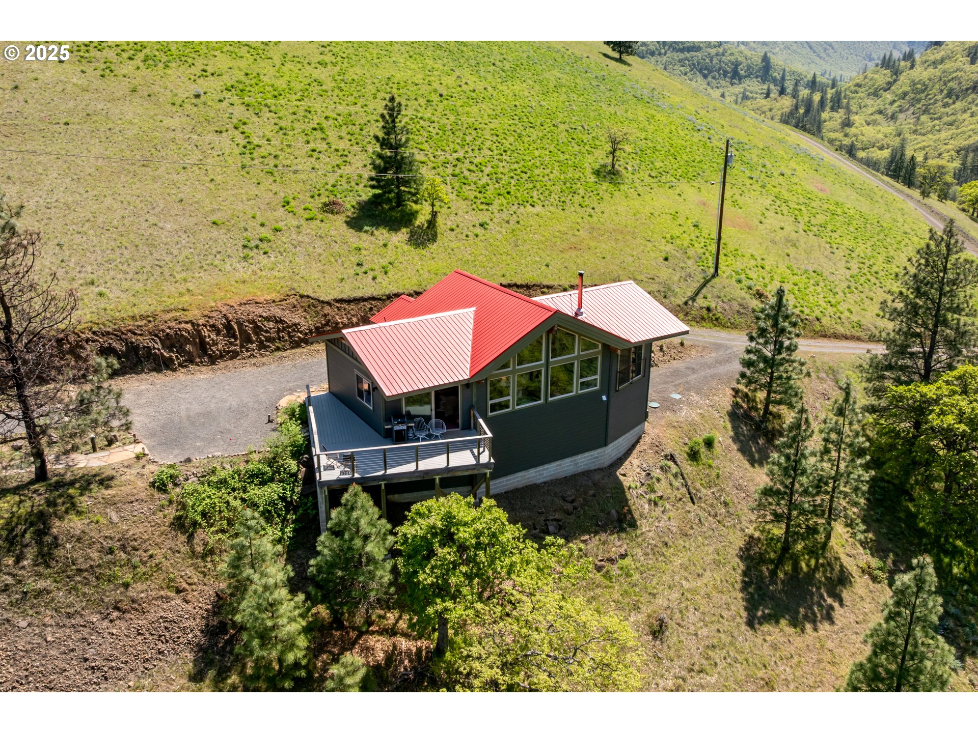 28 SUZ RIDGE RD