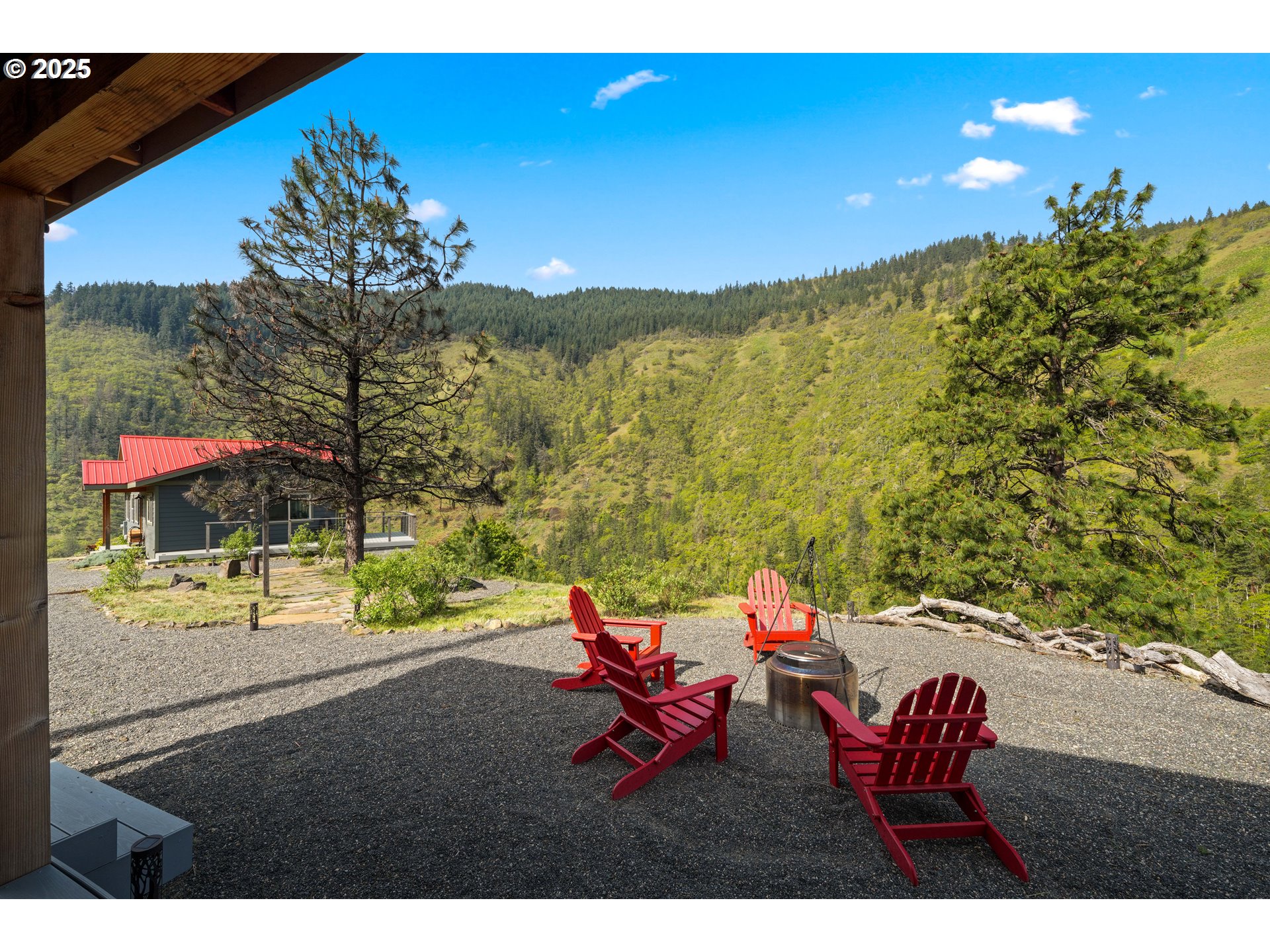 28 SUZ RIDGE RD