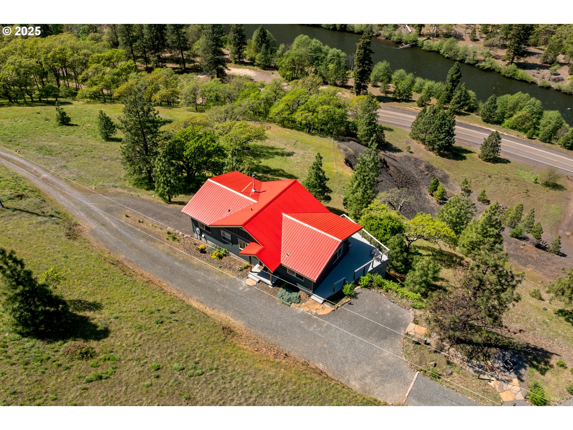 28 SUZ RIDGE RD