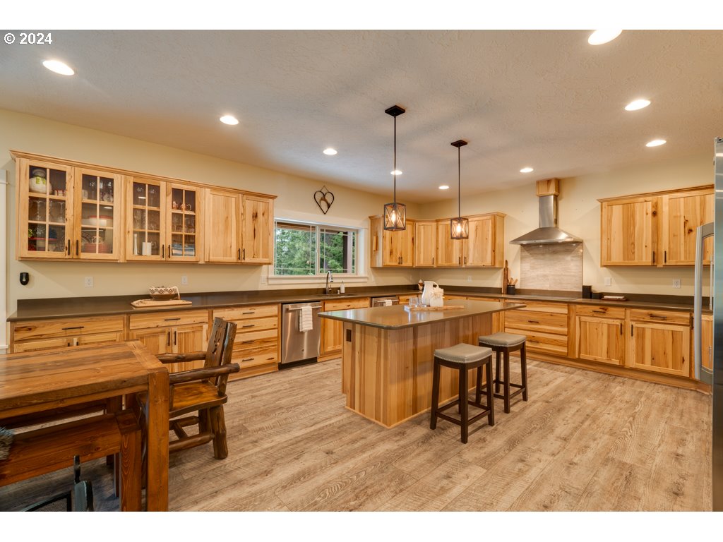 36 LONESOME PINES DR