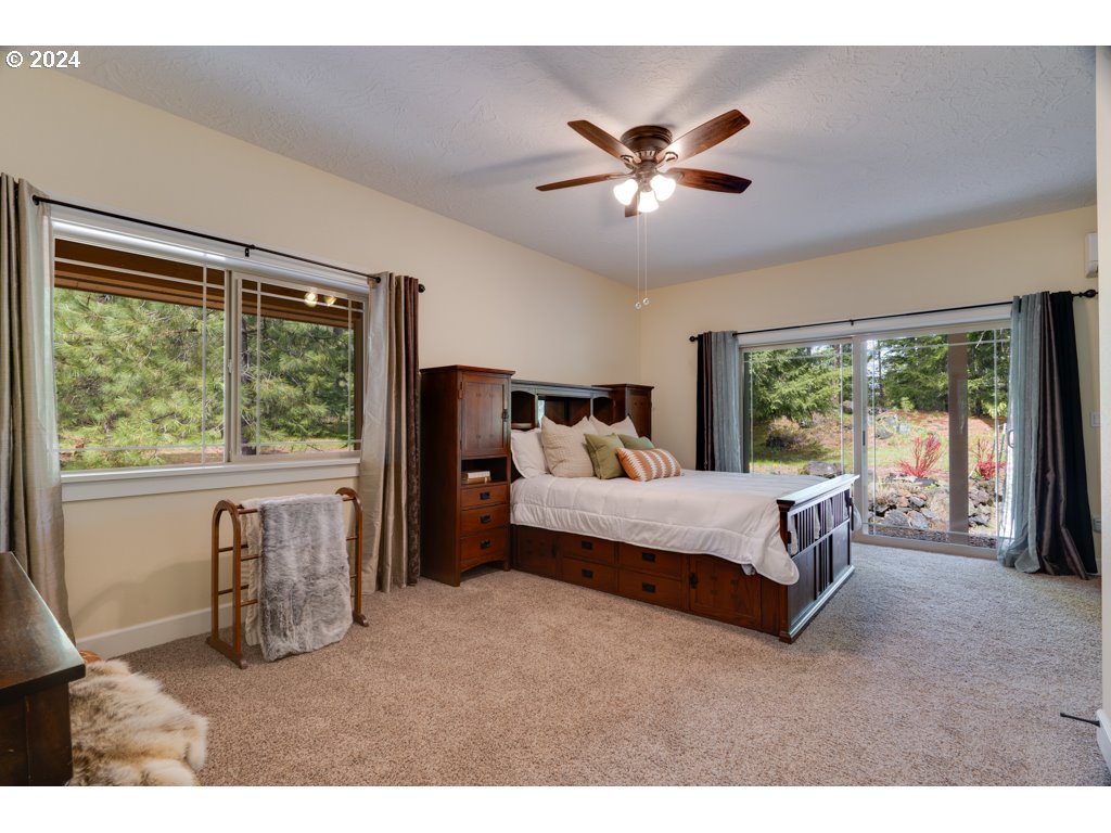 36 LONESOME PINES DR