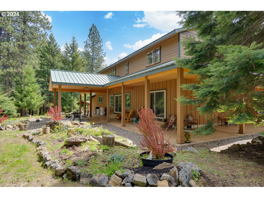 36 LONESOME PINES DR