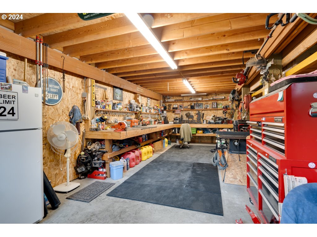 36 LONESOME PINES DR