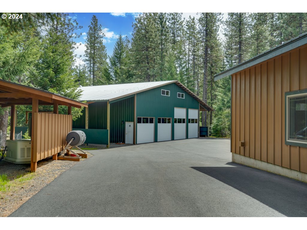 36 LONESOME PINES DR