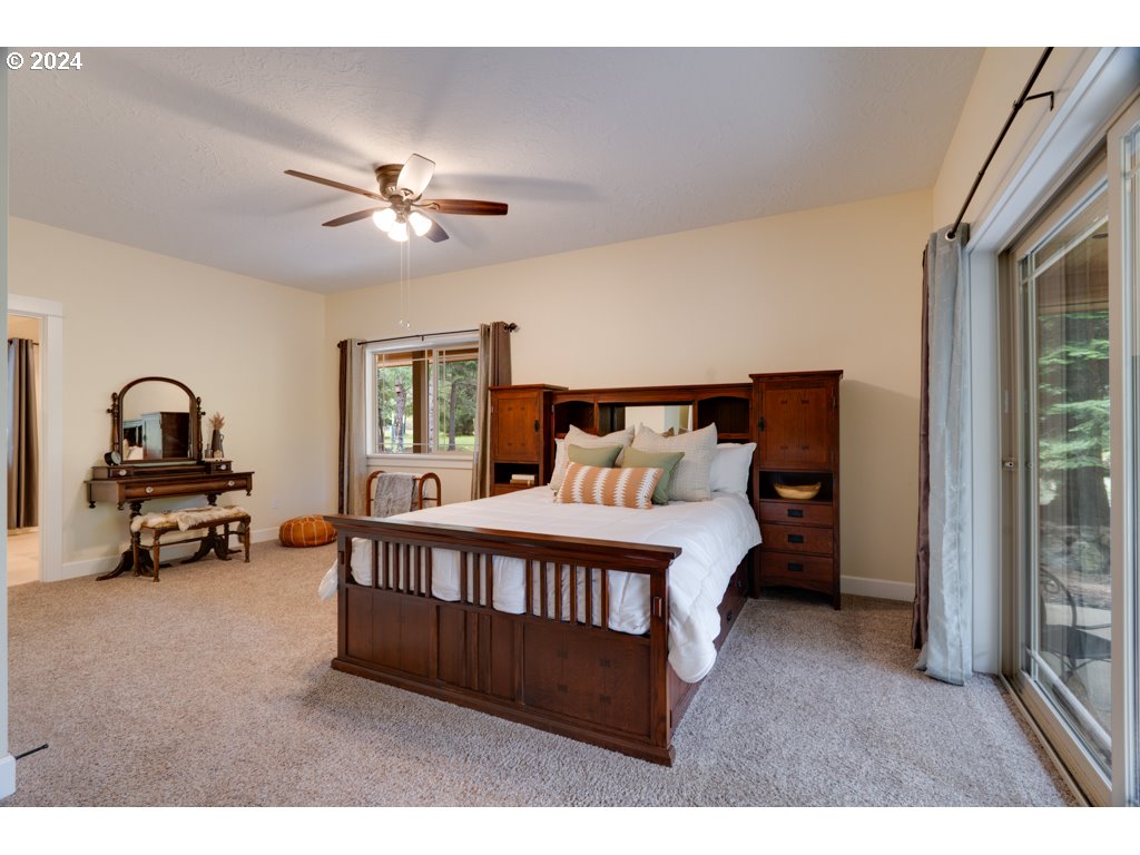 36 LONESOME PINES DR