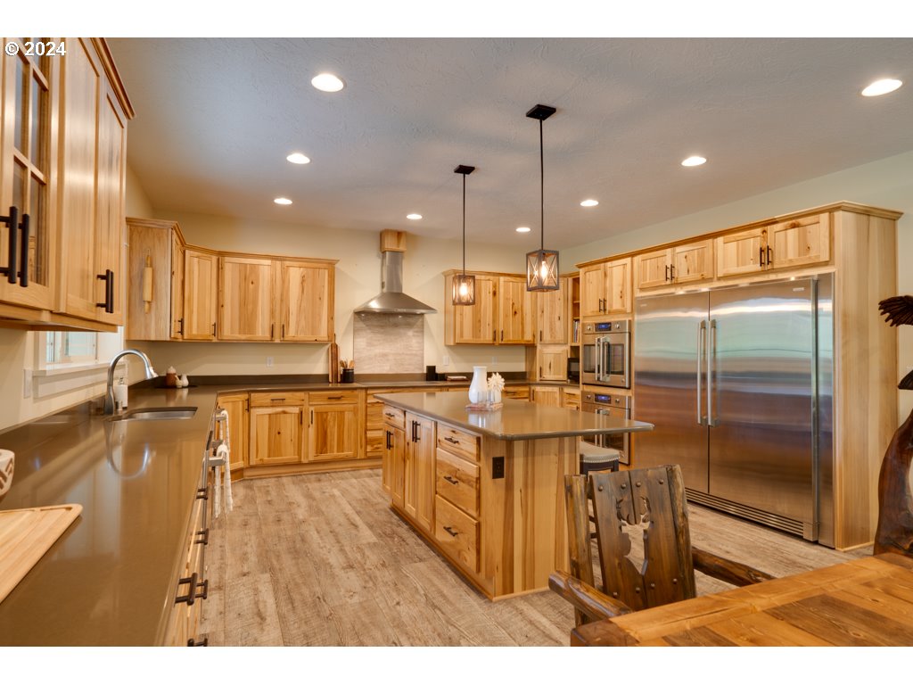 36 LONESOME PINES DR