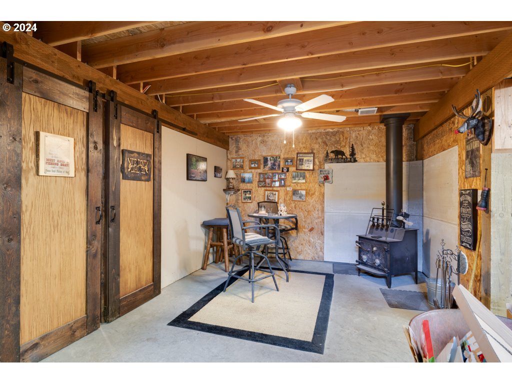 36 LONESOME PINES DR