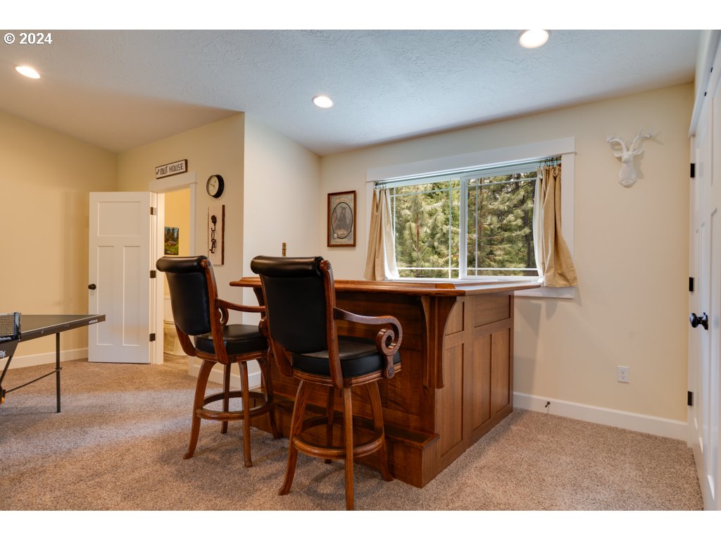 36 LONESOME PINES DR