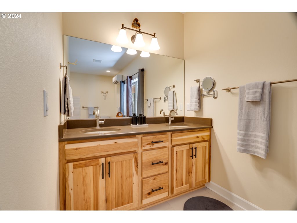 36 LONESOME PINES DR