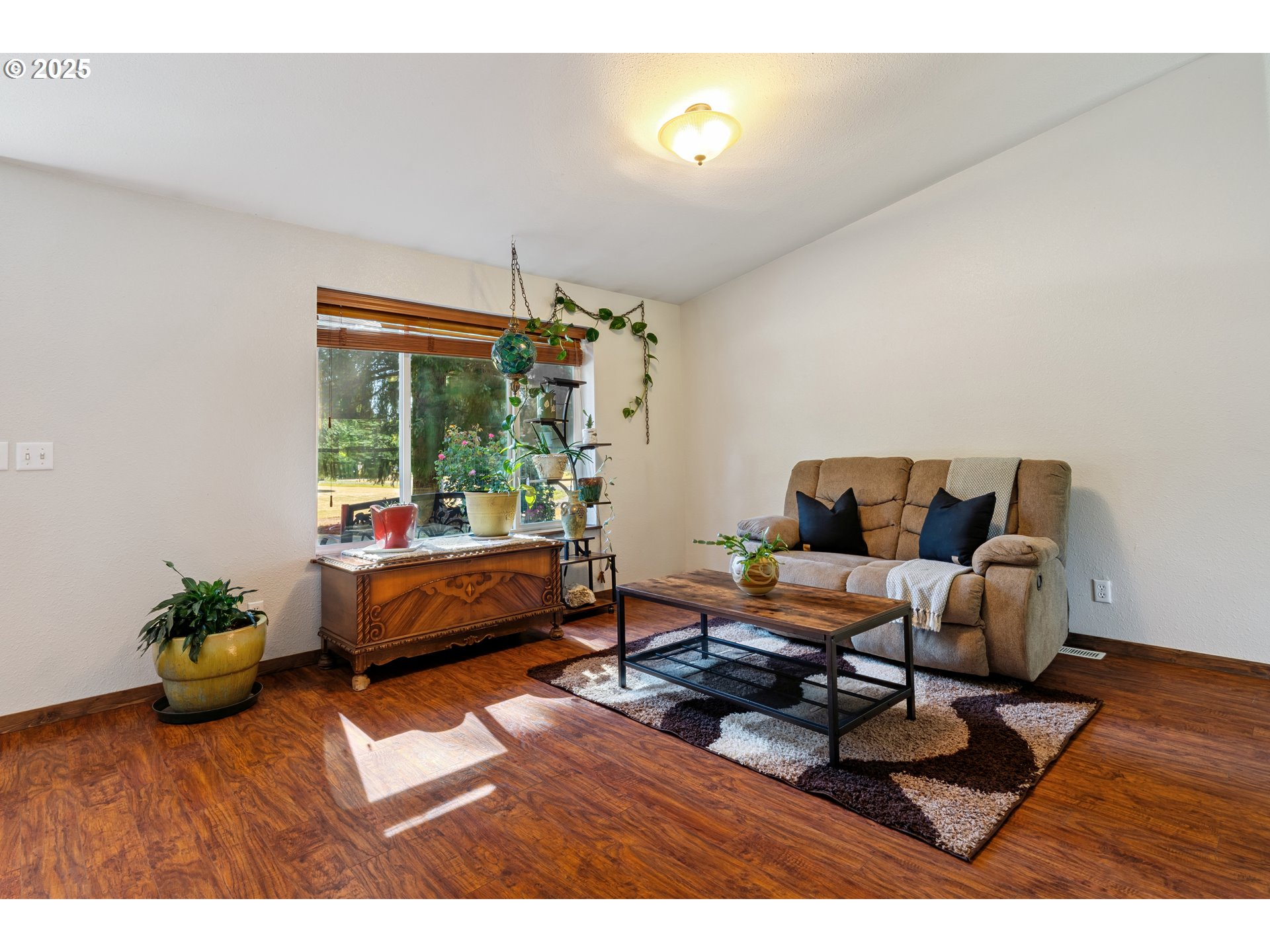 52 COATS RD