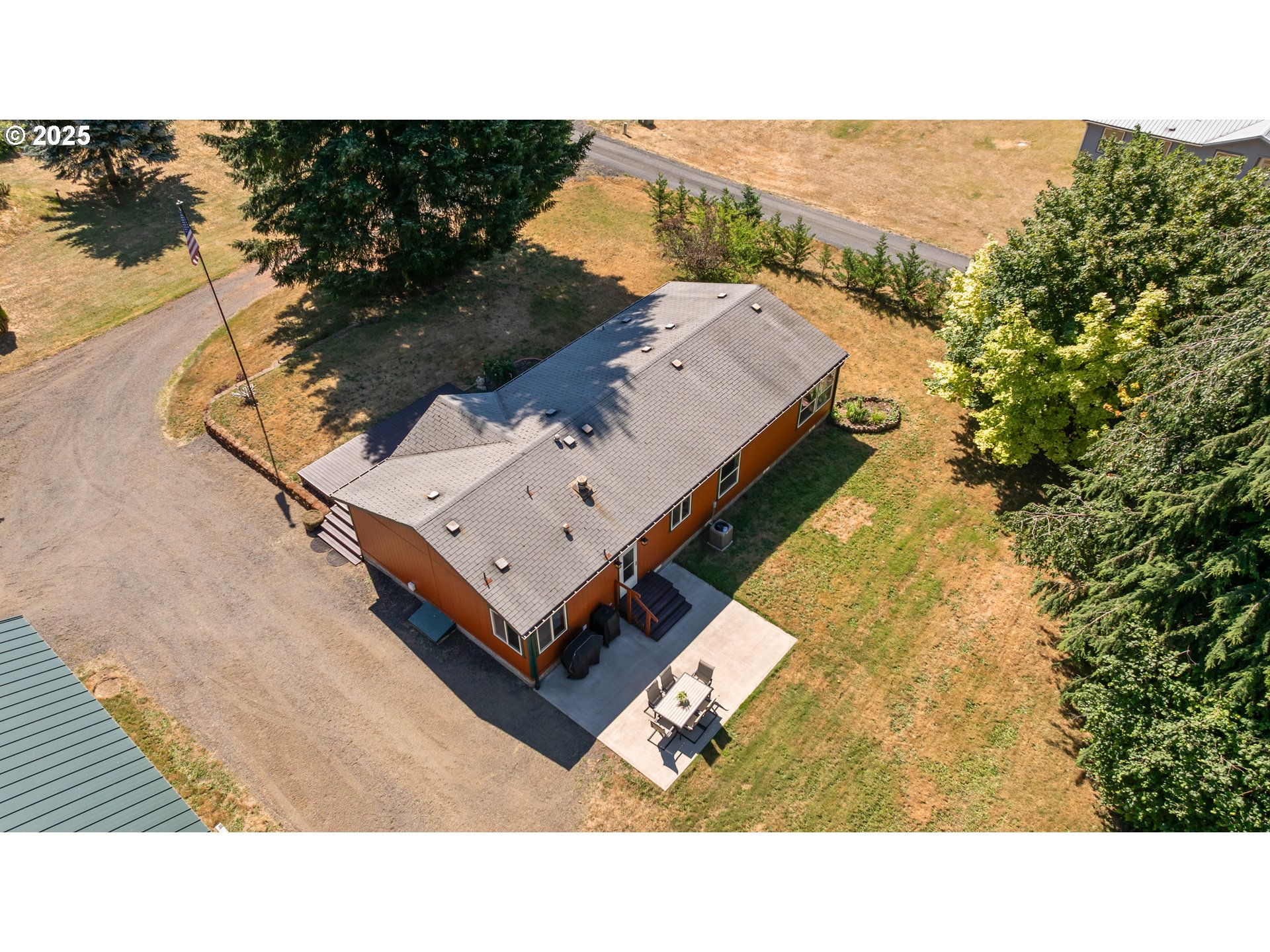 52 COATS RD