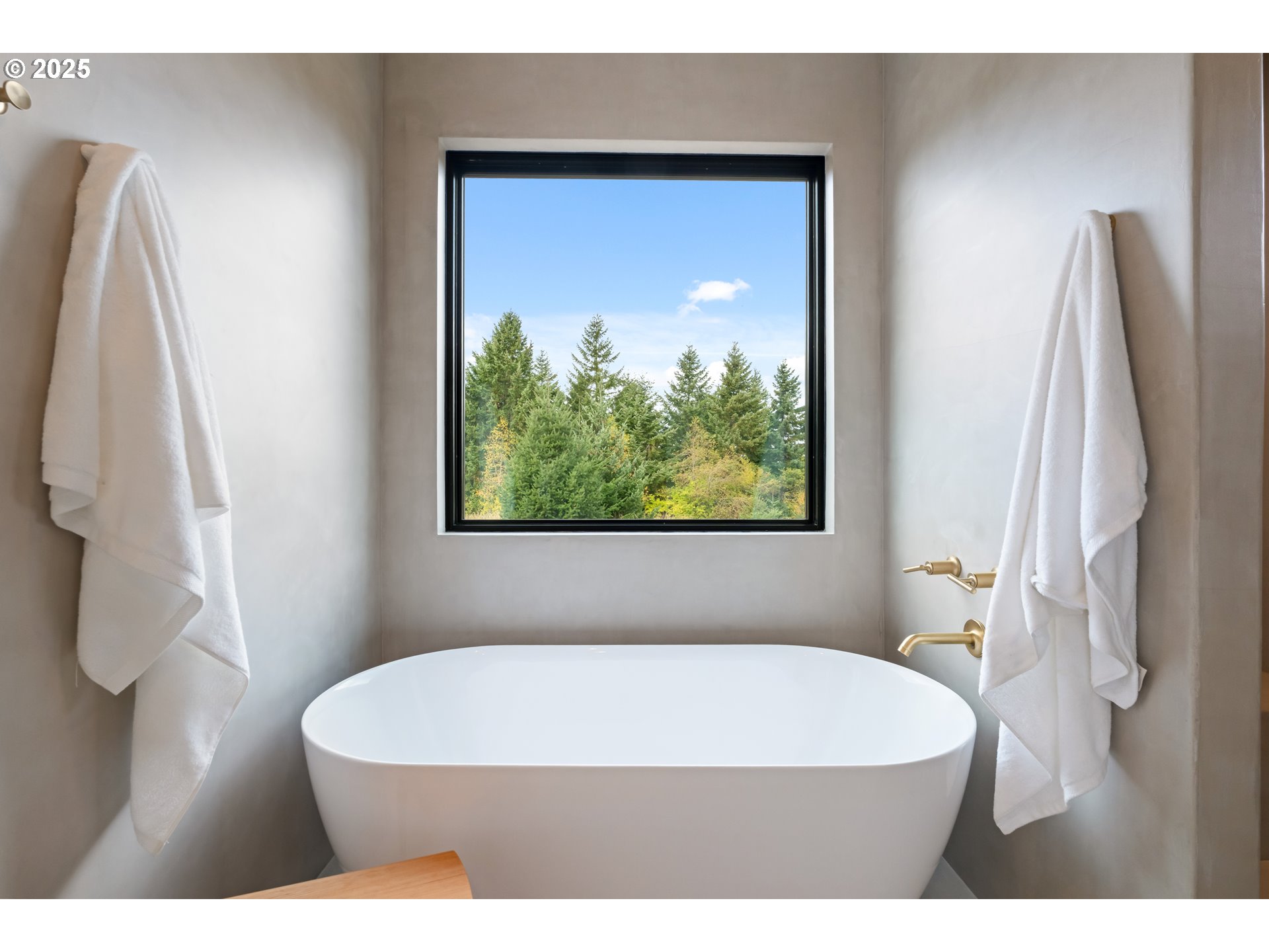 8 MEADOWLARK LN, White Salmon