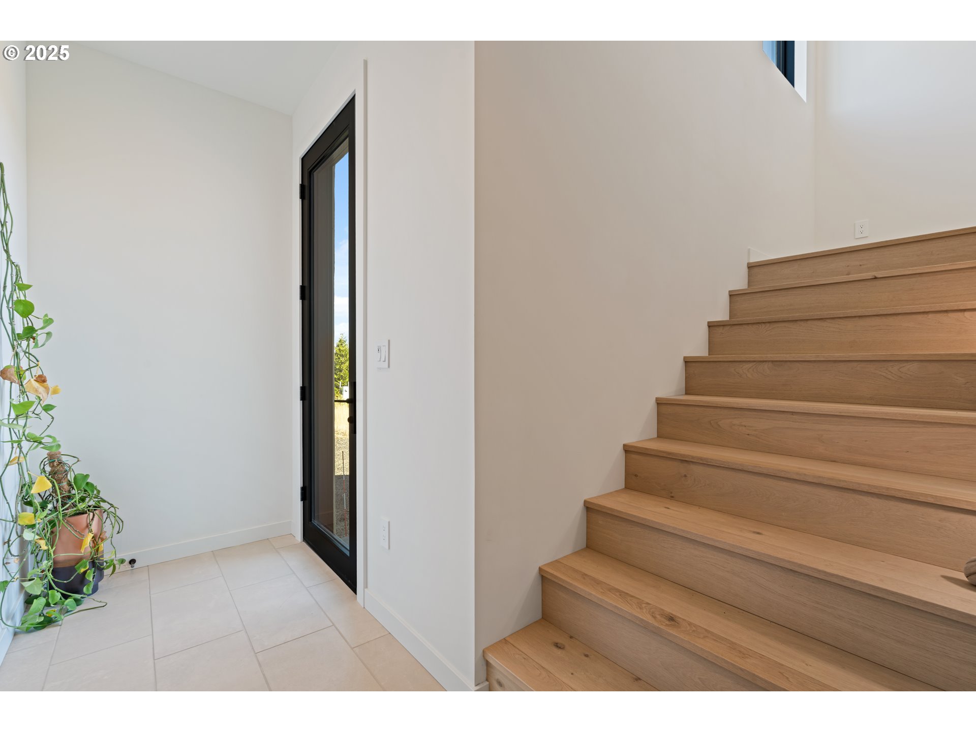 8 MEADOWLARK LN, White Salmon