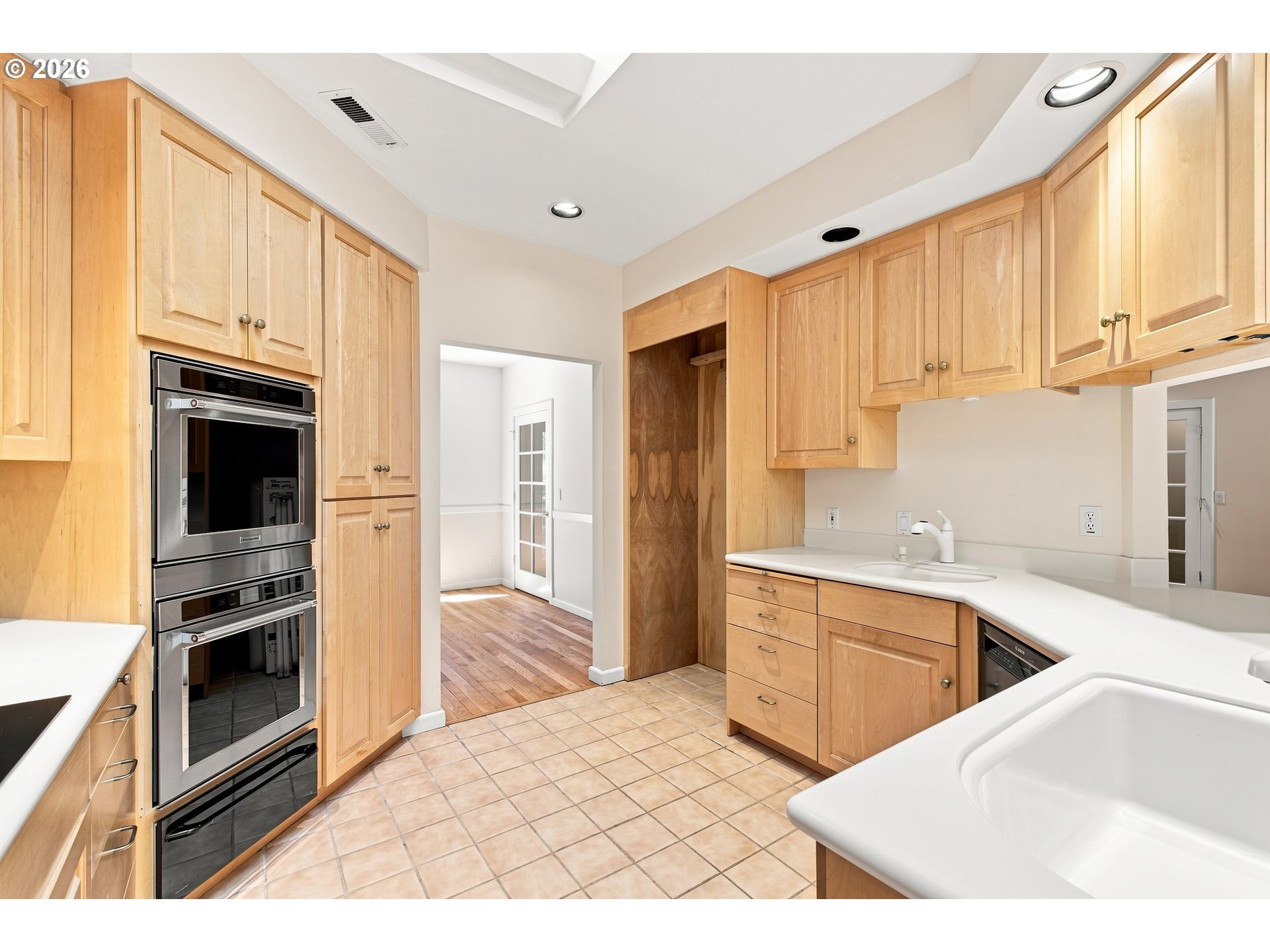 14 WESTSIDE RD