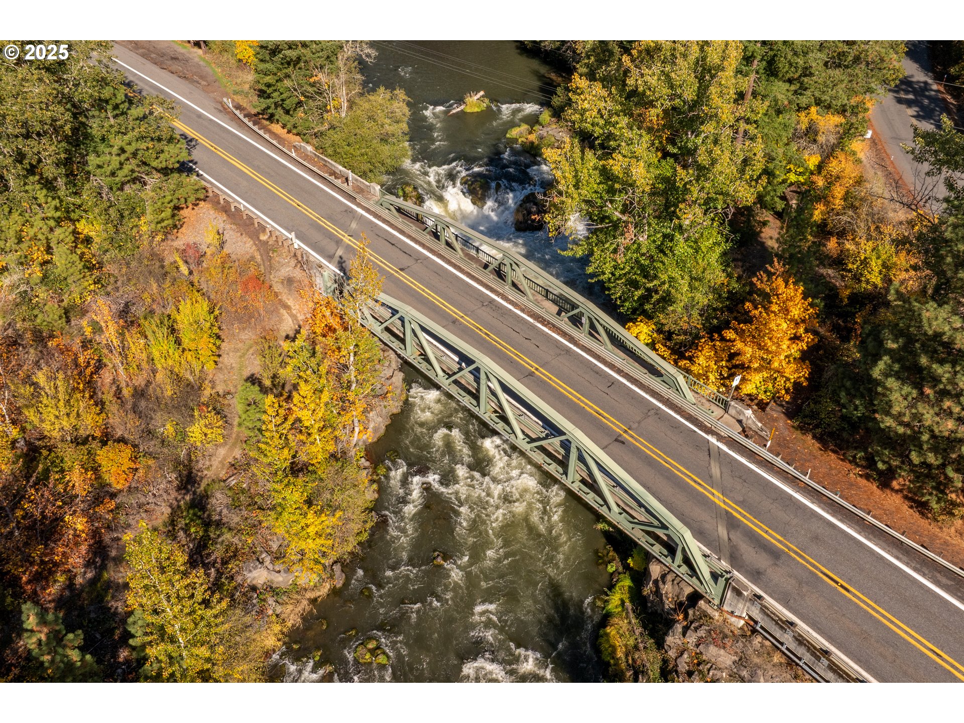 219 N MAIN AVE, White Salmon