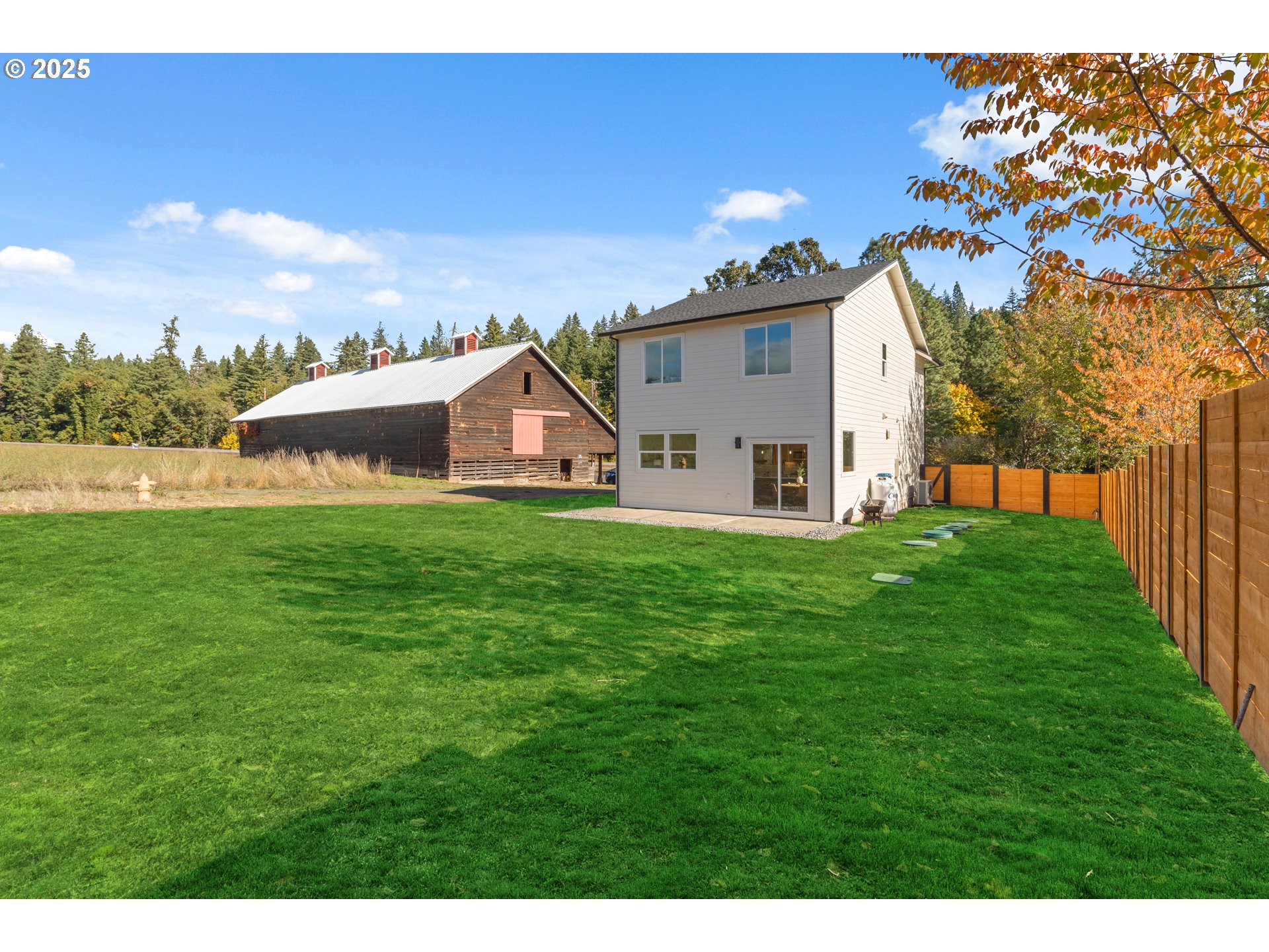 219 N MAIN AVE, White Salmon