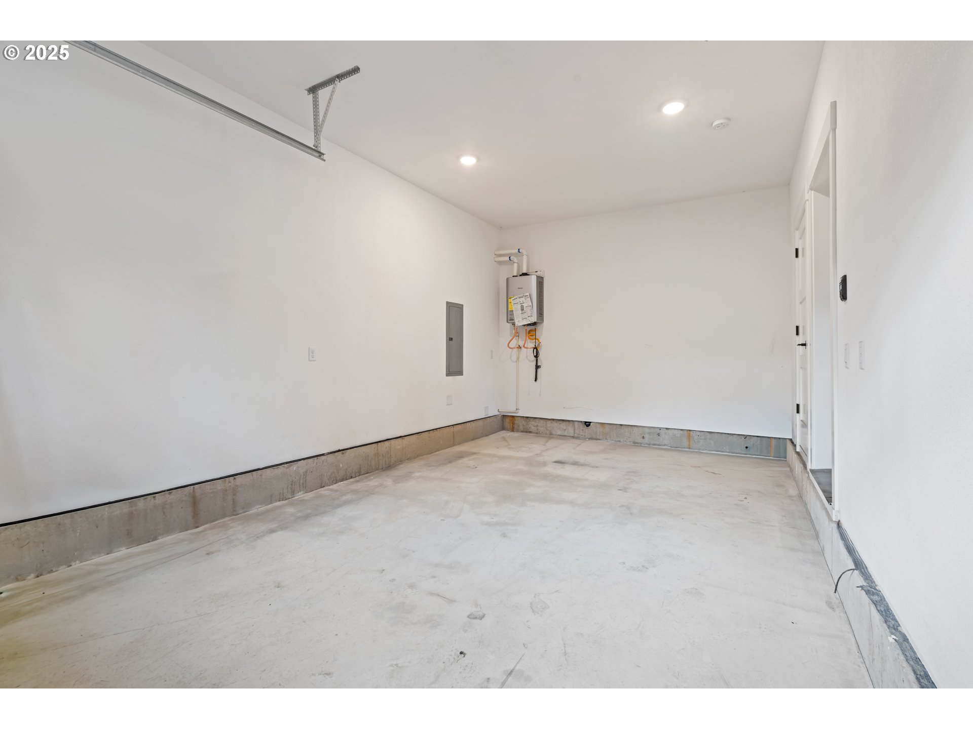 219 N MAIN AVE, White Salmon