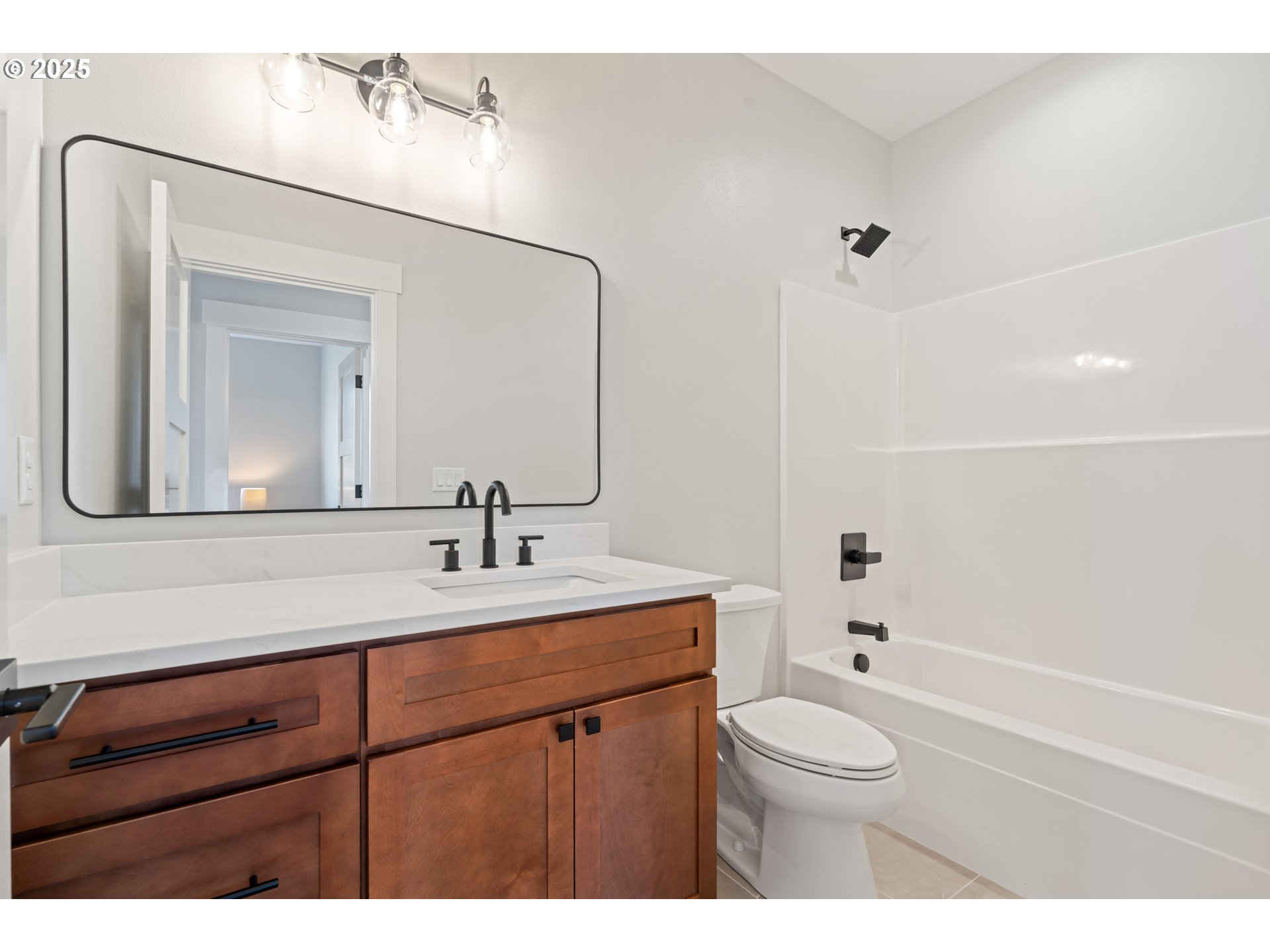 219 N MAIN AVE, White Salmon