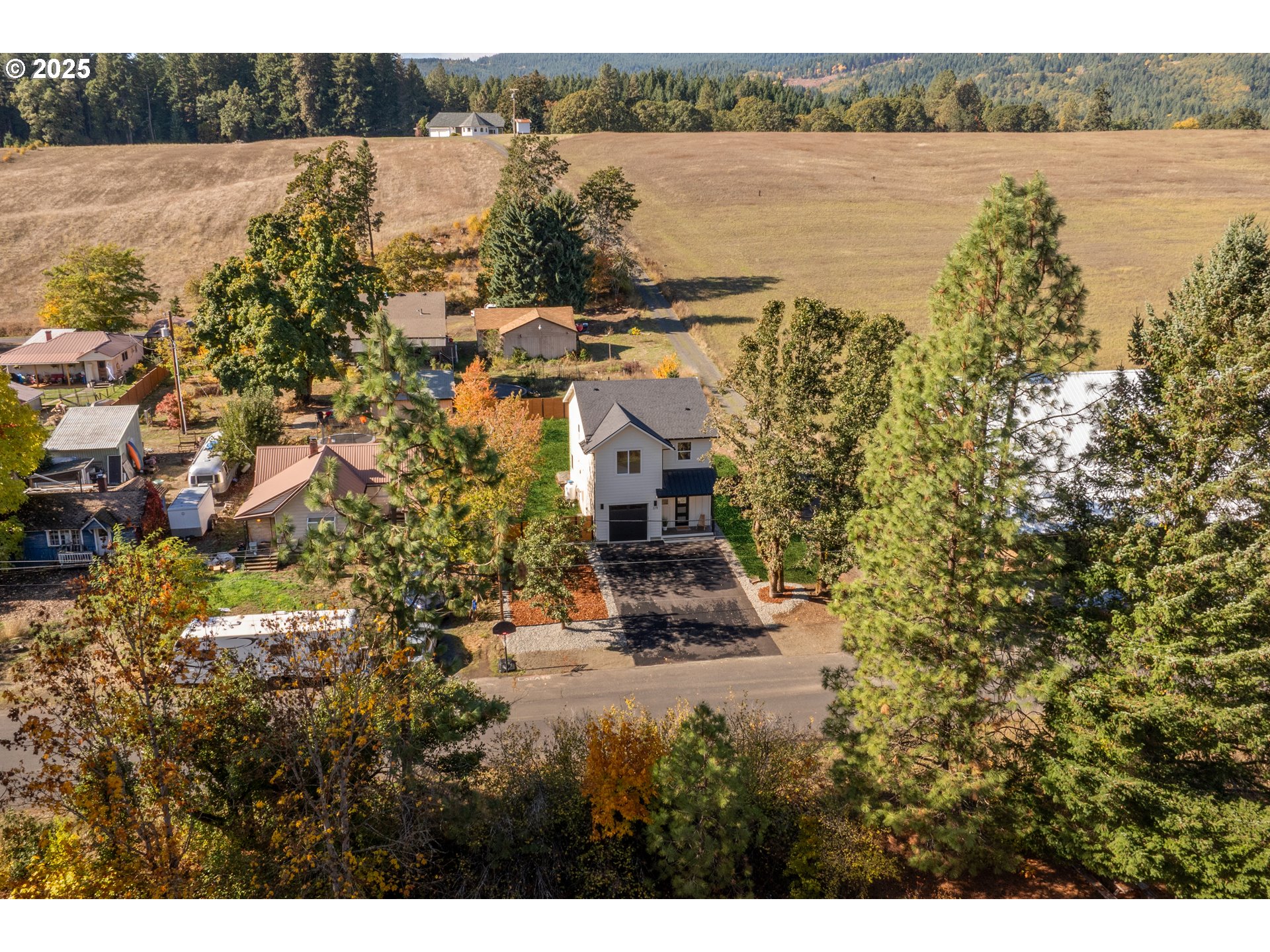 219 N MAIN AVE, White Salmon