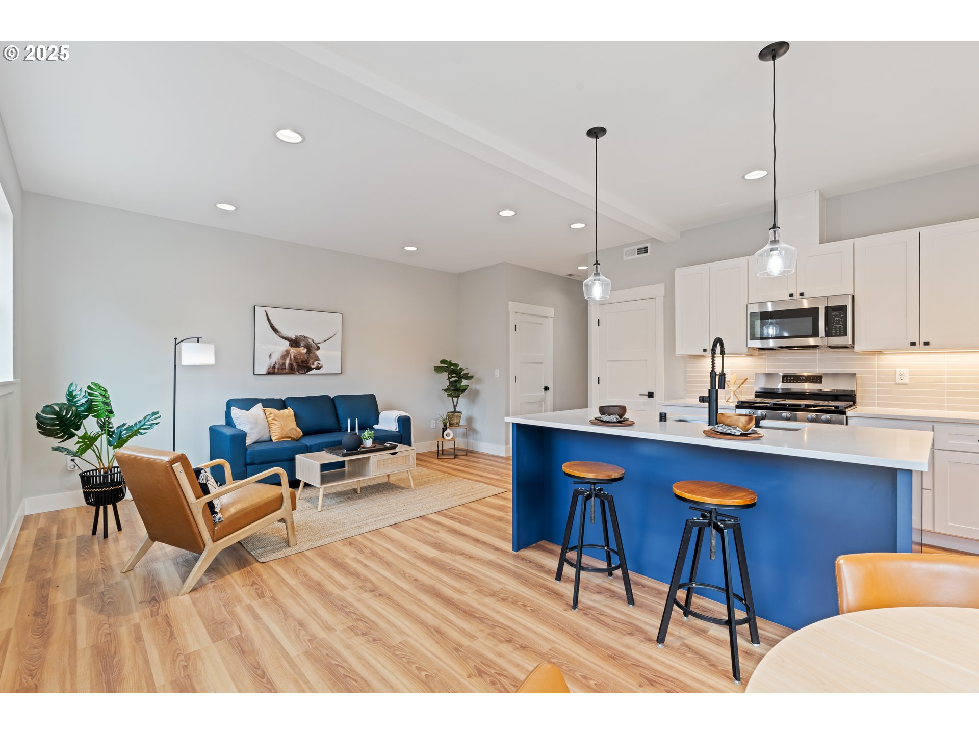 219 N MAIN AVE, White Salmon