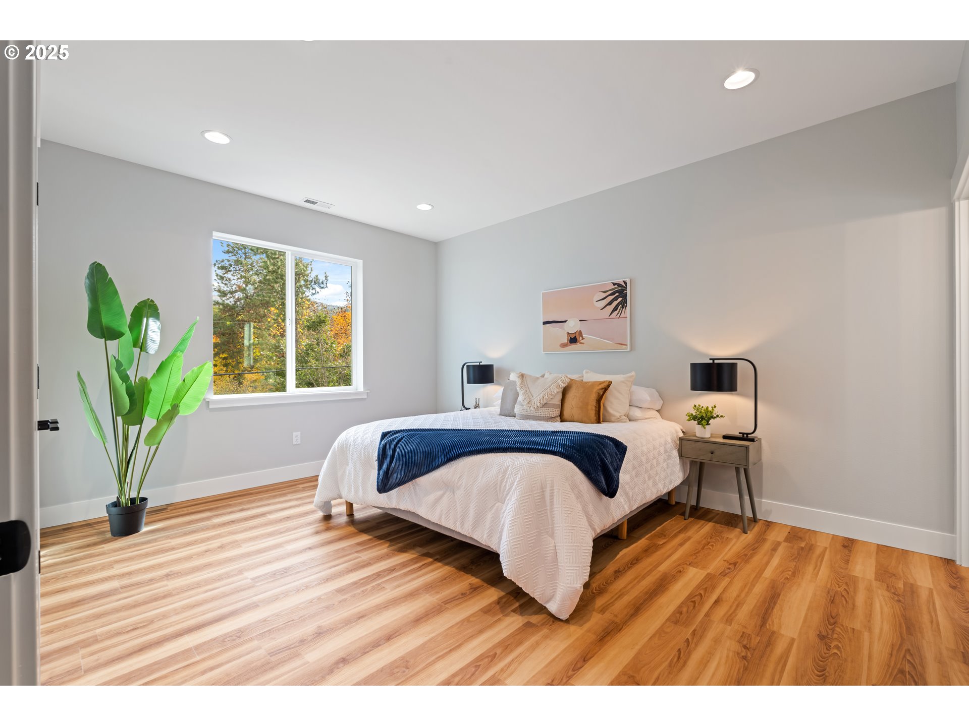 219 N MAIN AVE, White Salmon