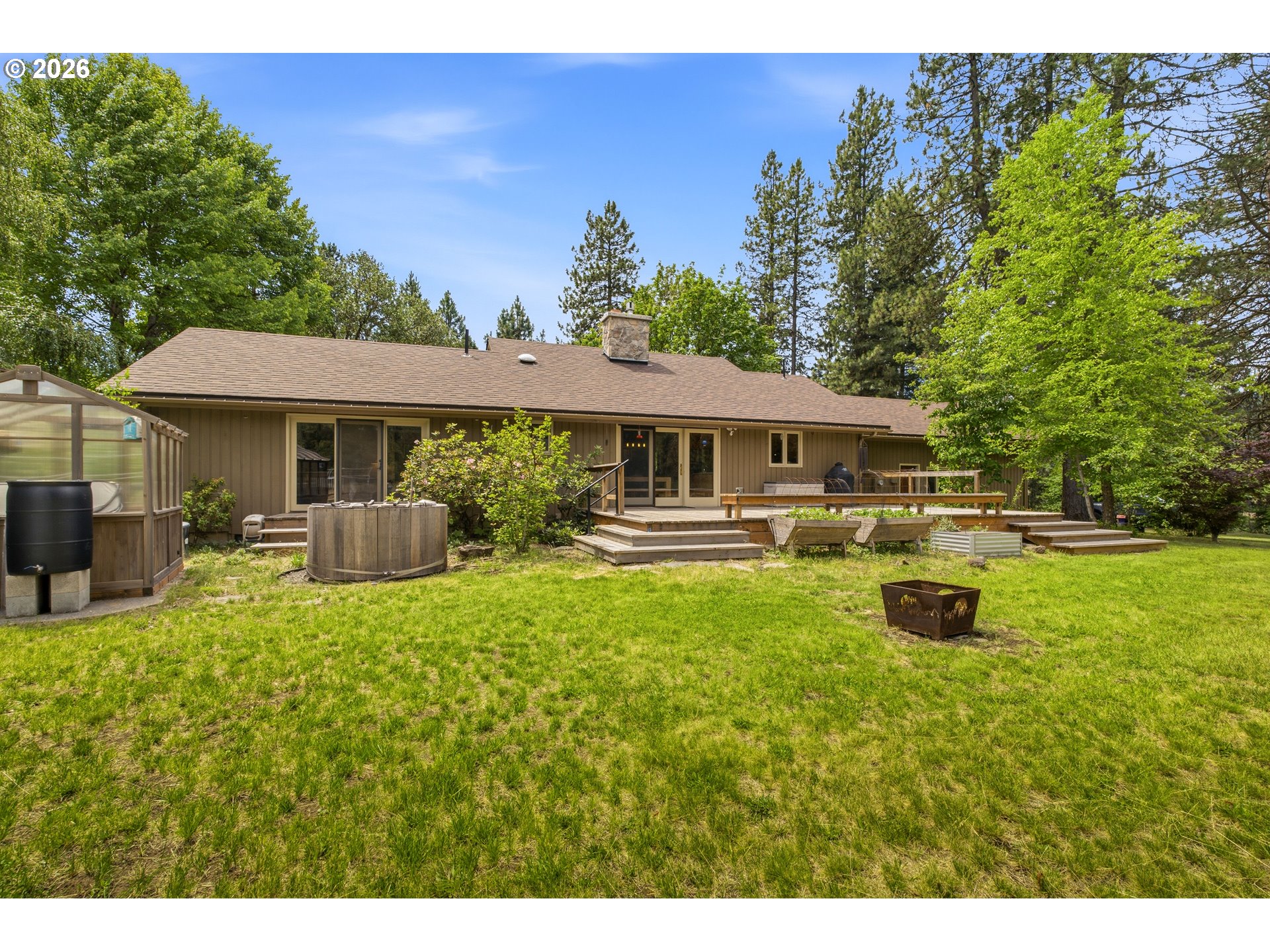 610 SUNNYSIDE RD